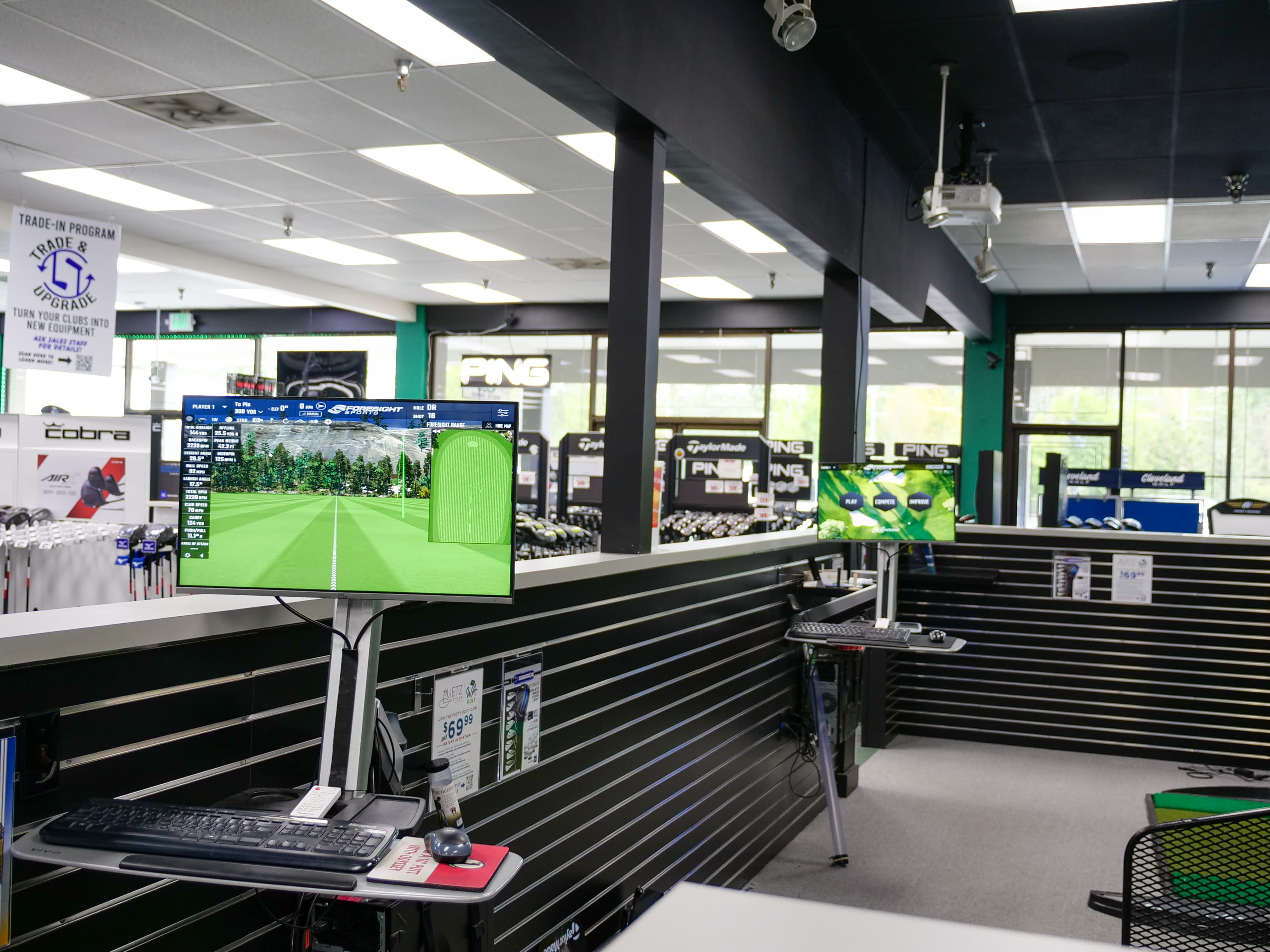 Puetz Golf Bellevue Superstore - Image 6