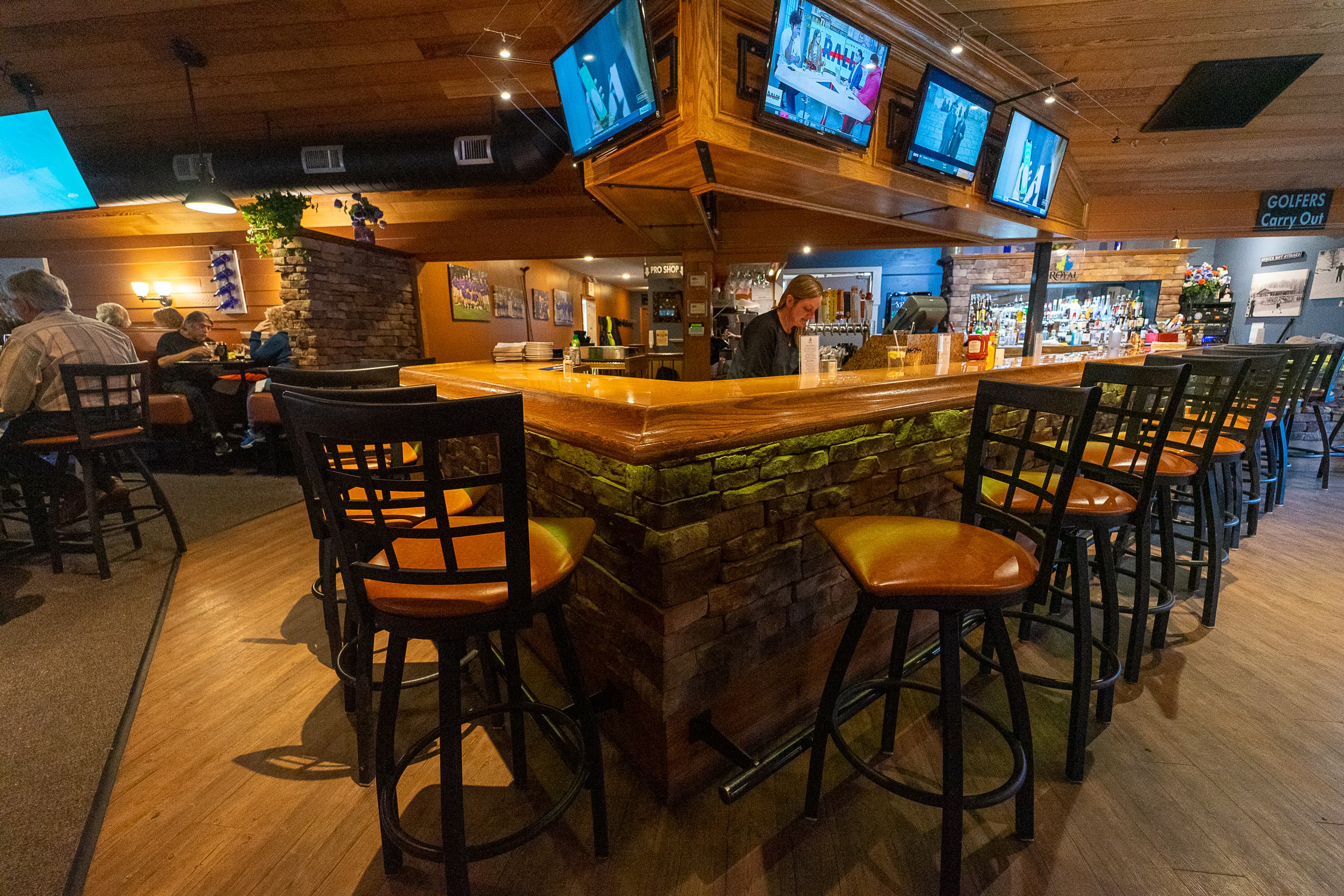 Royal Grille - Image 3