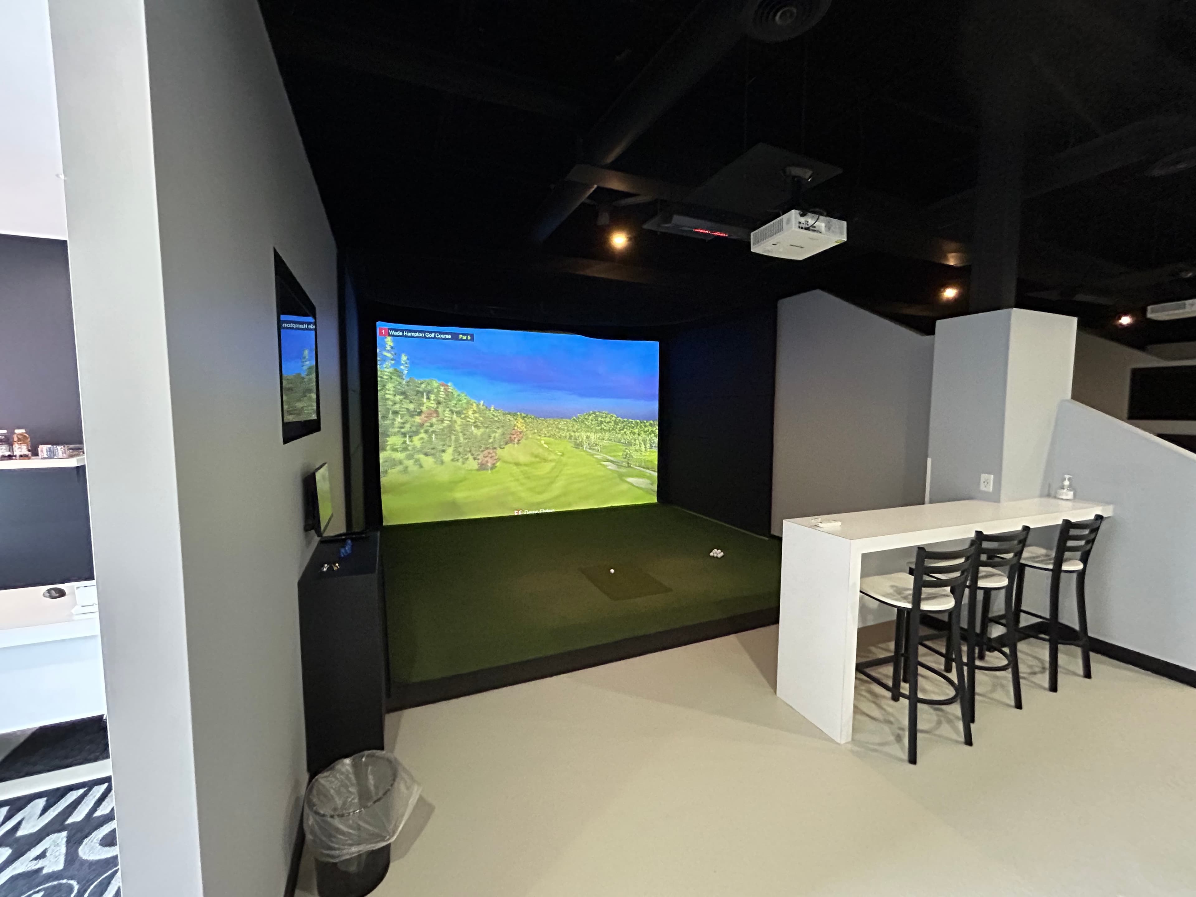 Swing Space Golf - Image 7