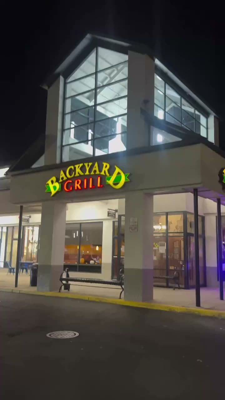 Backyard Grill - Image 9