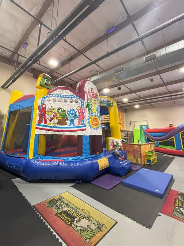 Charlie's Safari Family Fun Center - Image 5