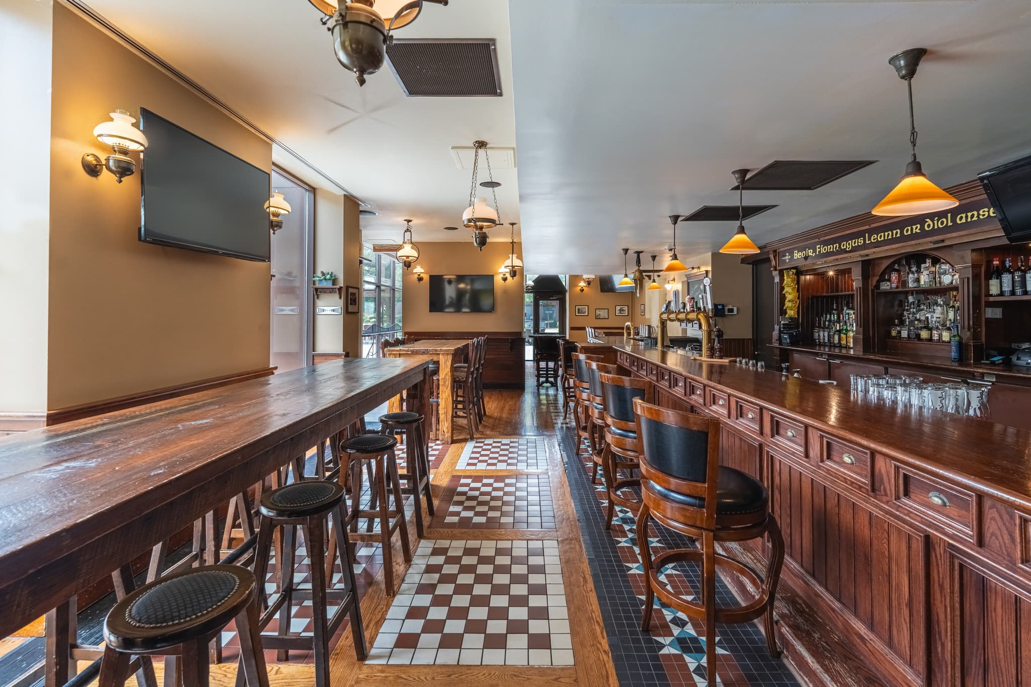 DEV Hotel & Conference Centre - Image 6