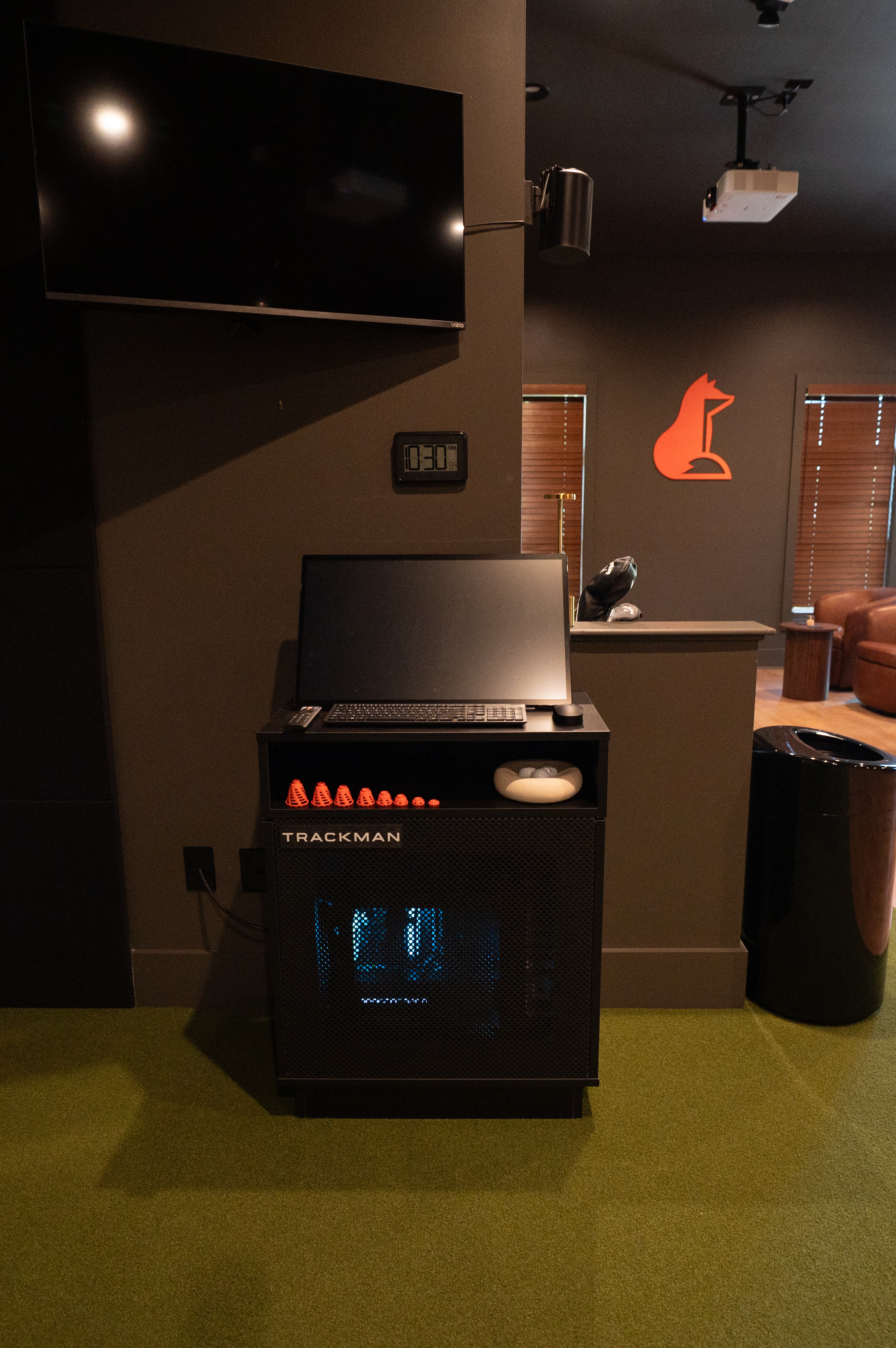 The FoxHole Golf Club - Image 10