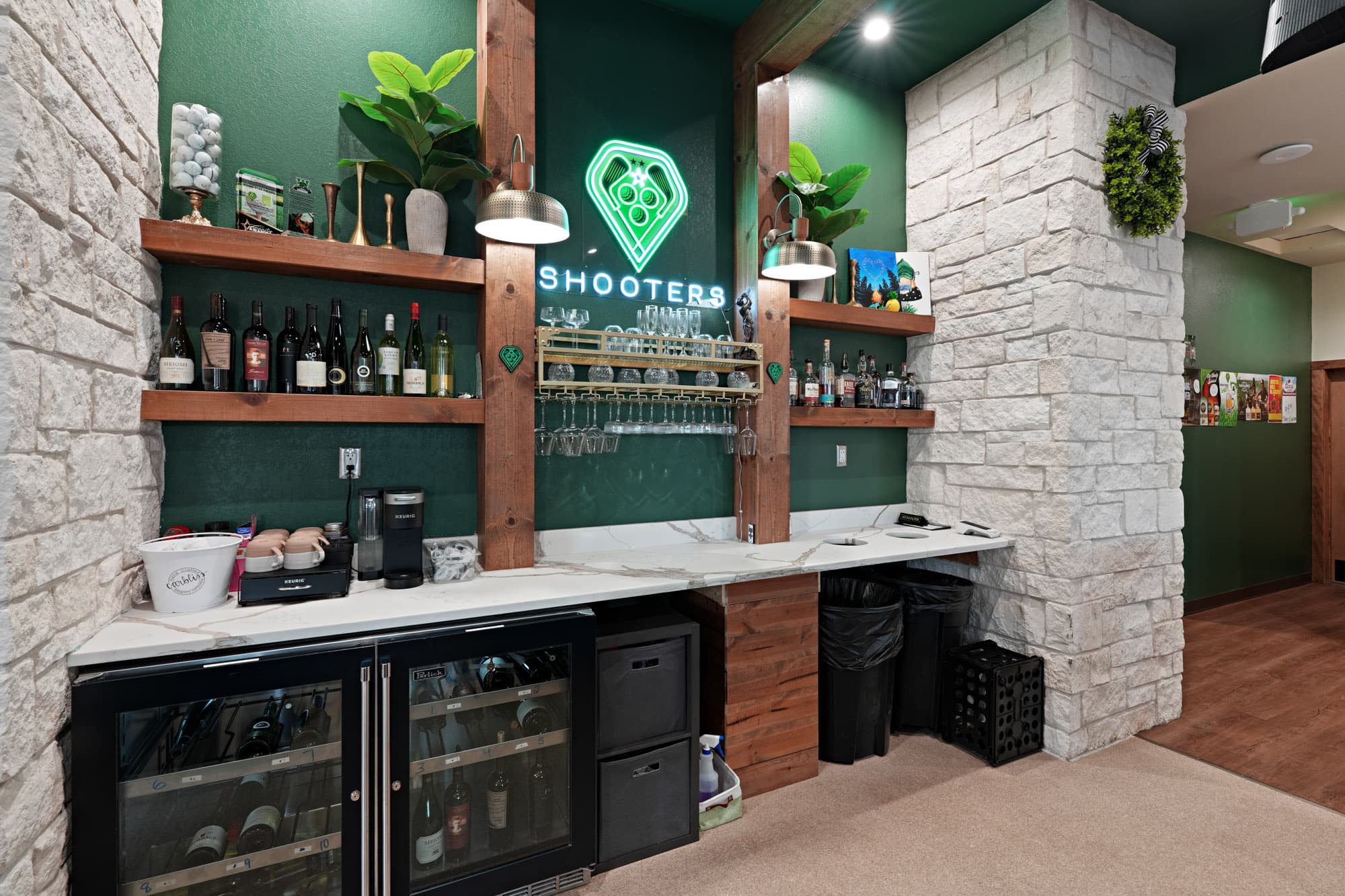 Shooters Tavern & Golf Simulators - Image 9