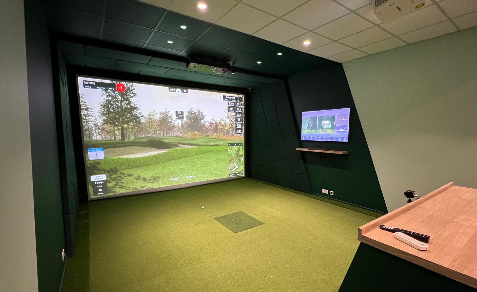 The Virtual Golf Centre - Image 9