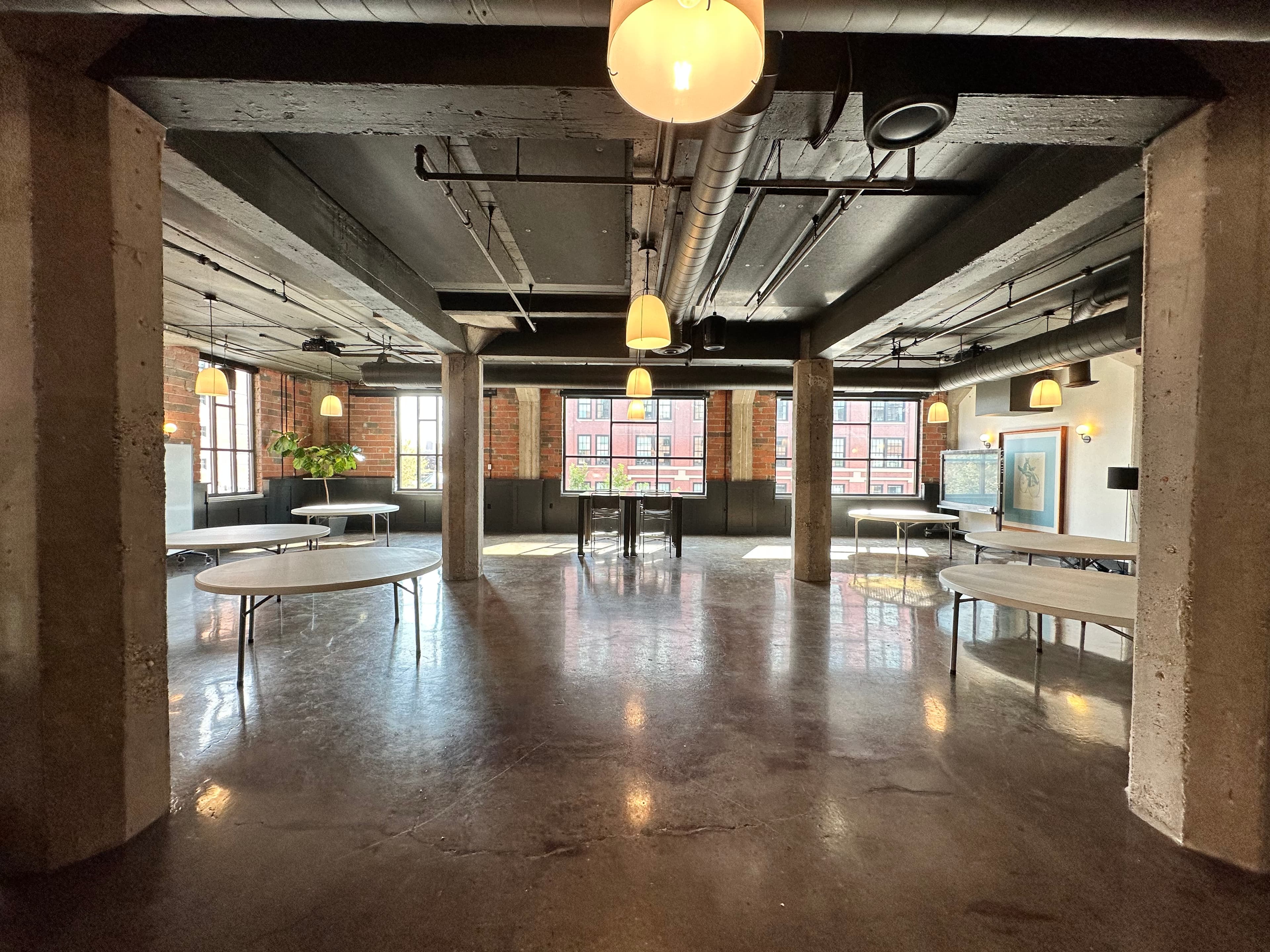 North House - Image 7