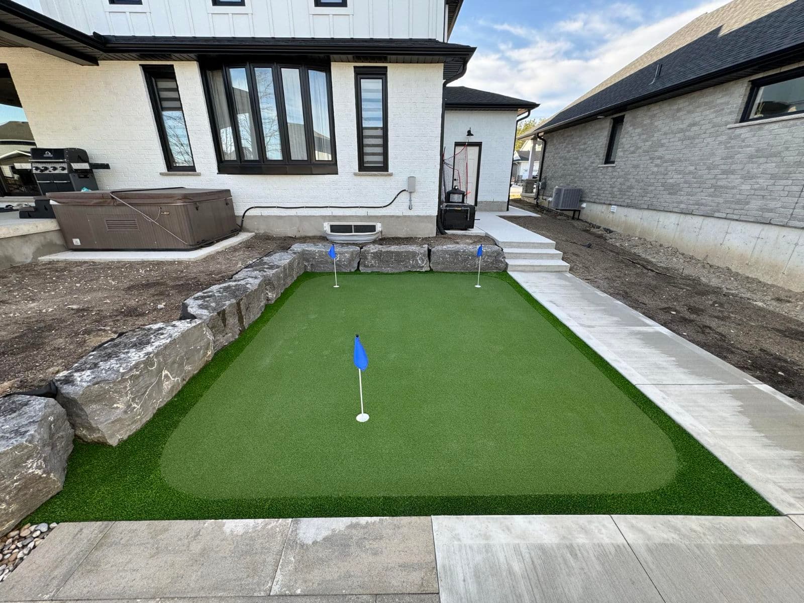 Custom Indoor Golf Simulators - Image 3