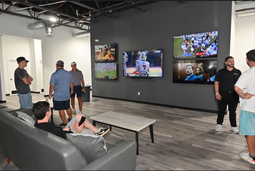 Swing Lab Golf Club - Image 7