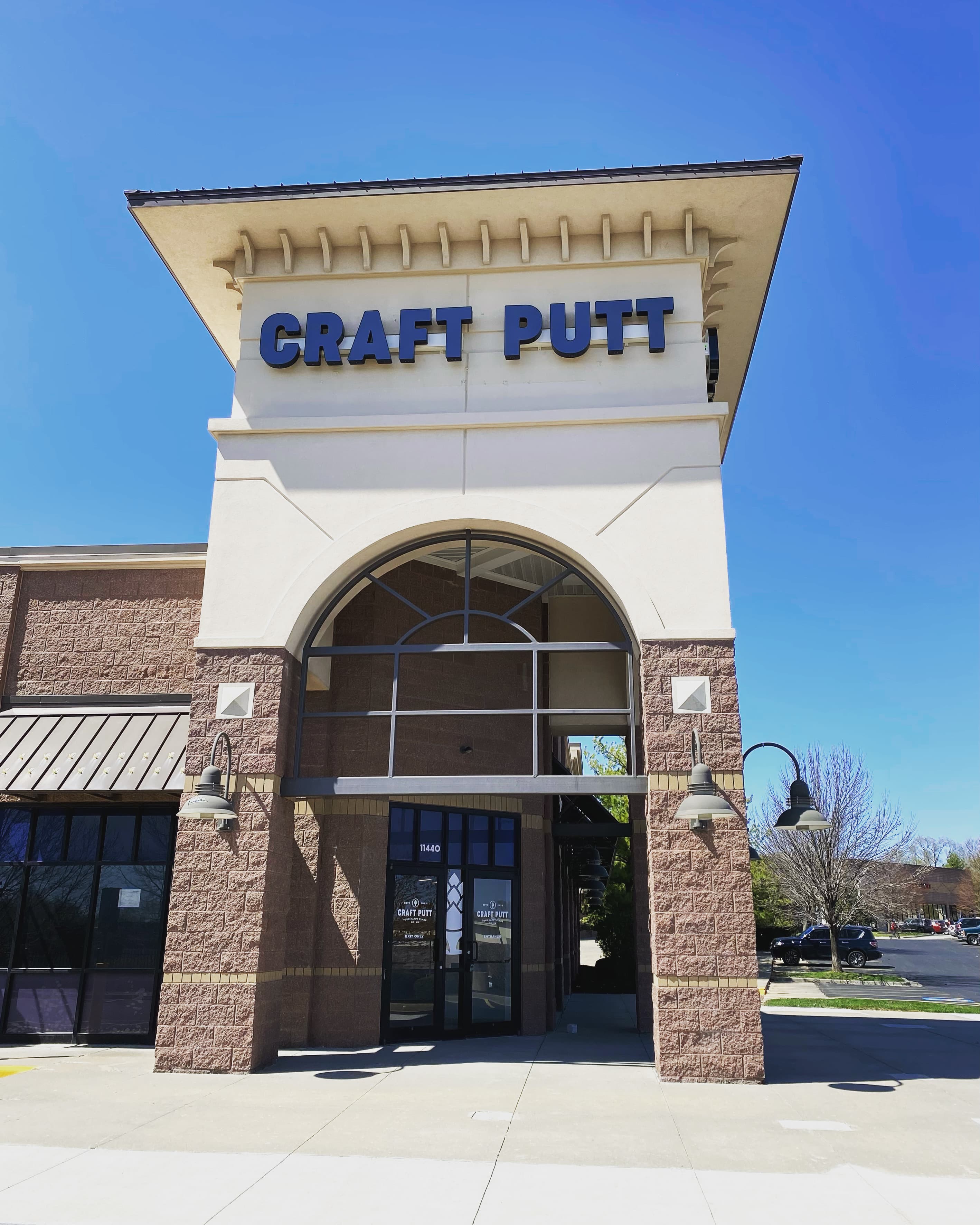 Craft Putt - Overland Park - Image 1