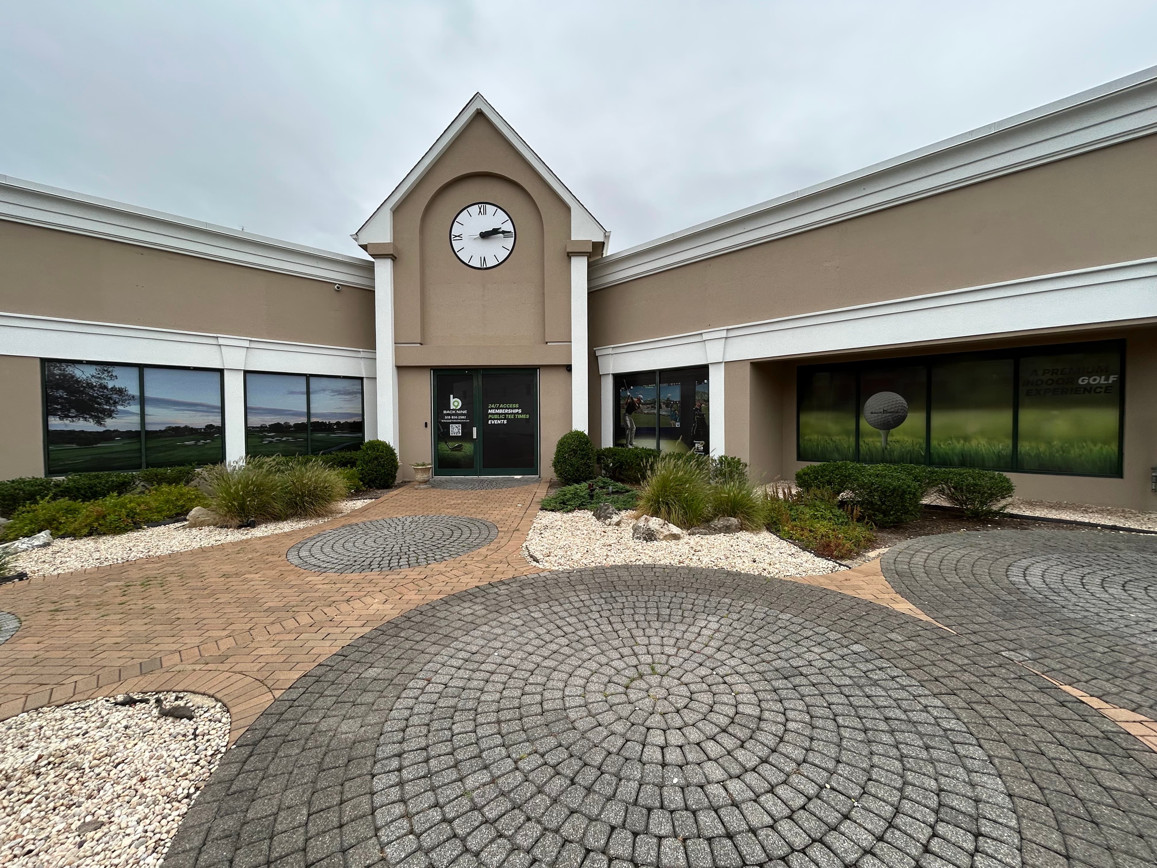 The Back Nine Golf | Bethpage, NY - Image 3