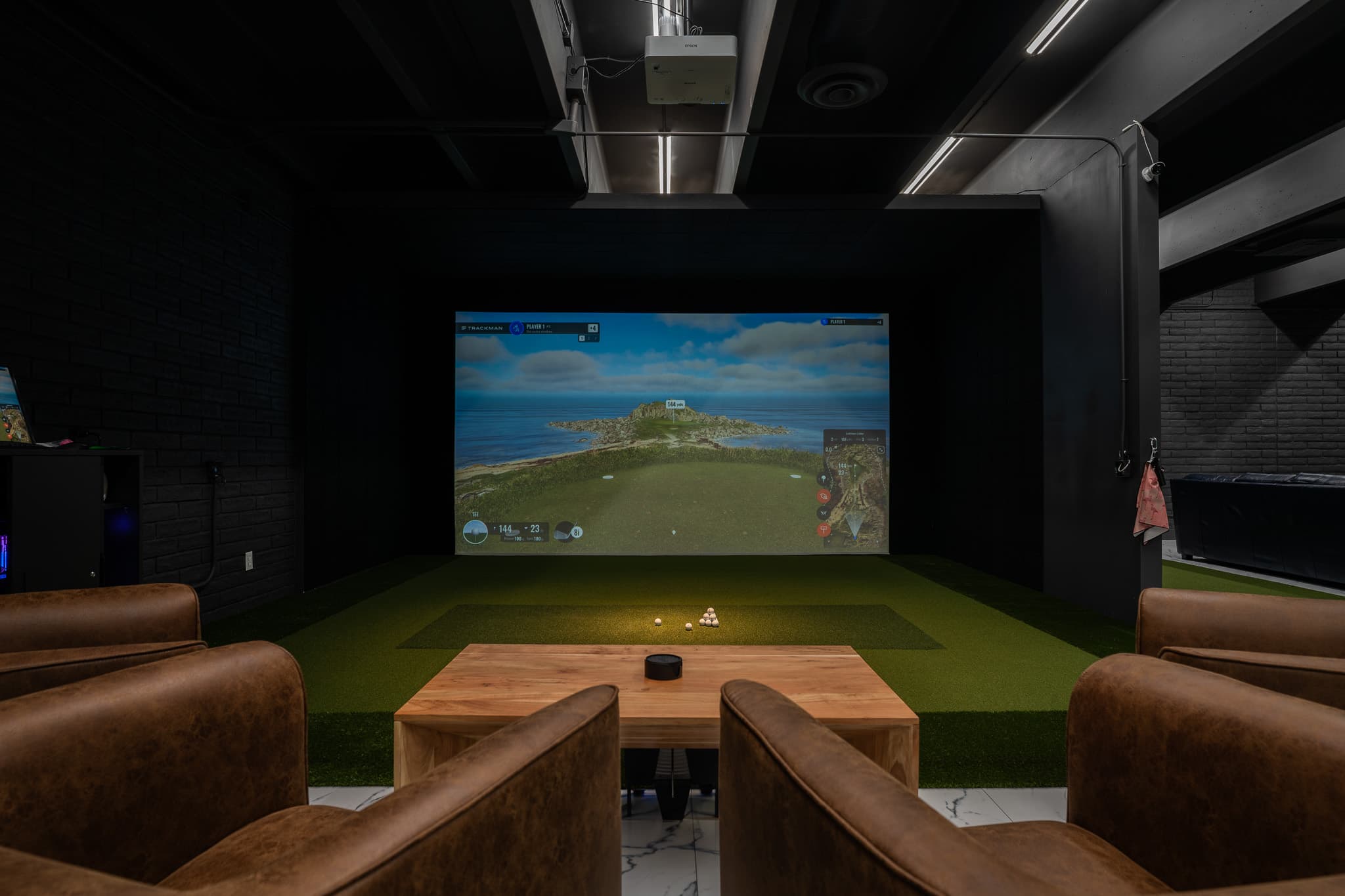 KYN Golf Club - Image 2