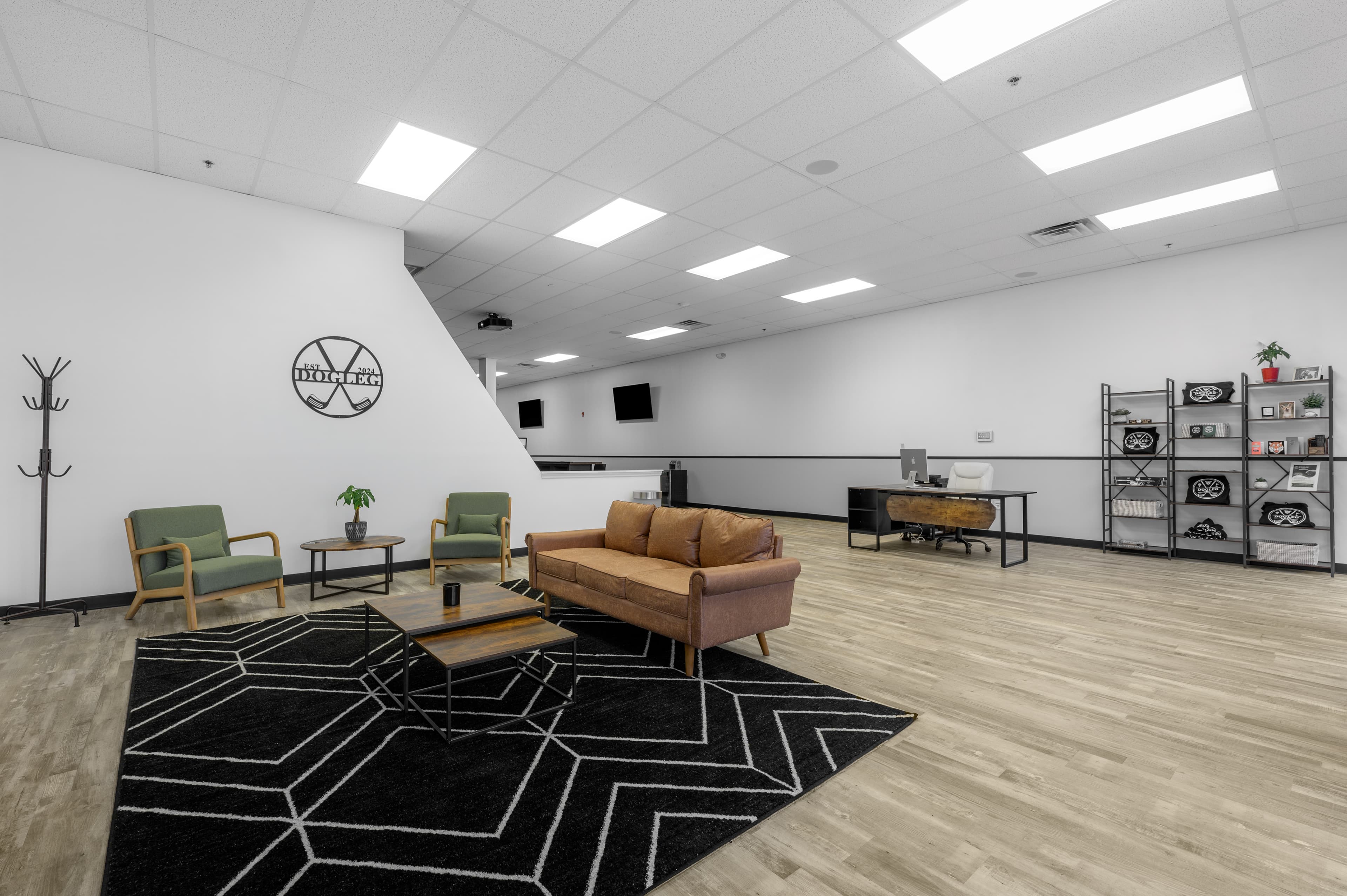 Dogleg Golf - Image 3