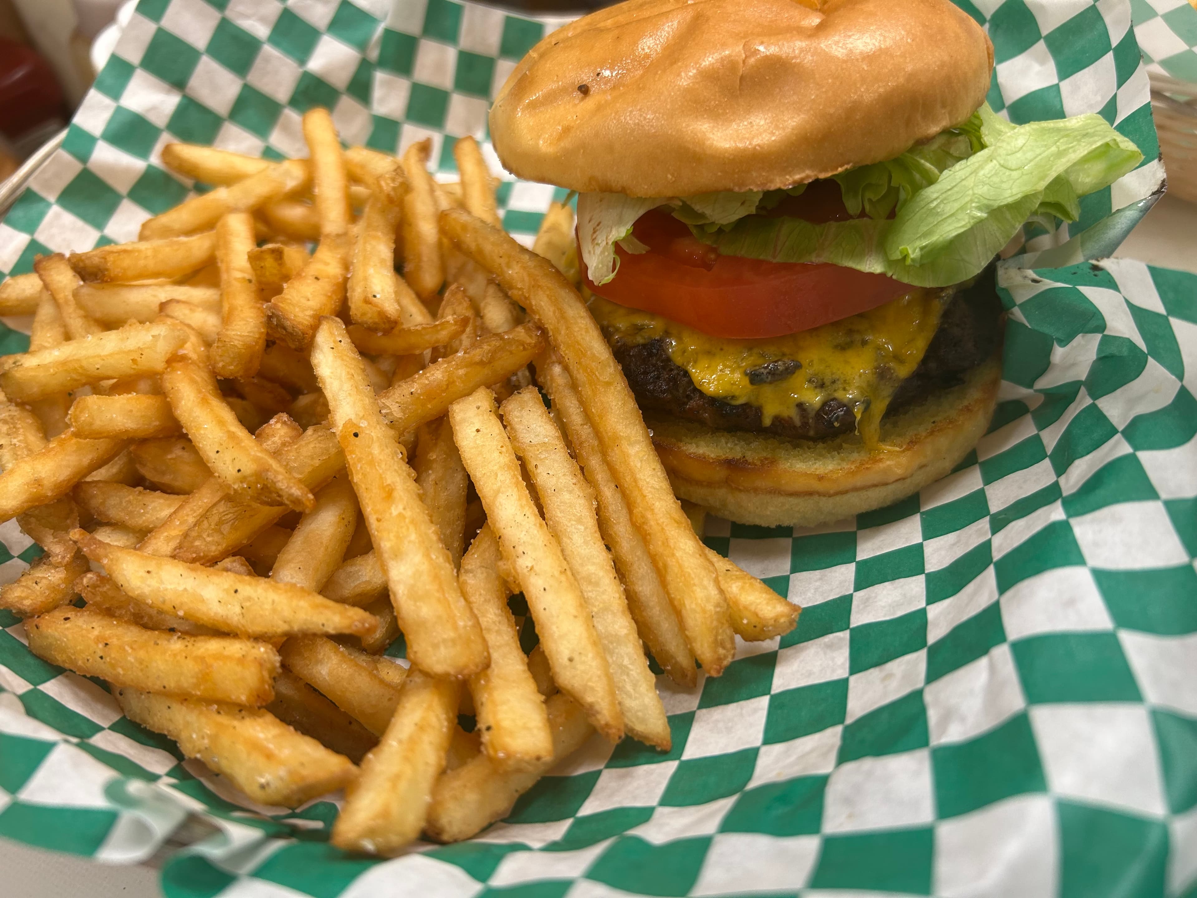 Tee Off at The Wharf - Image 3