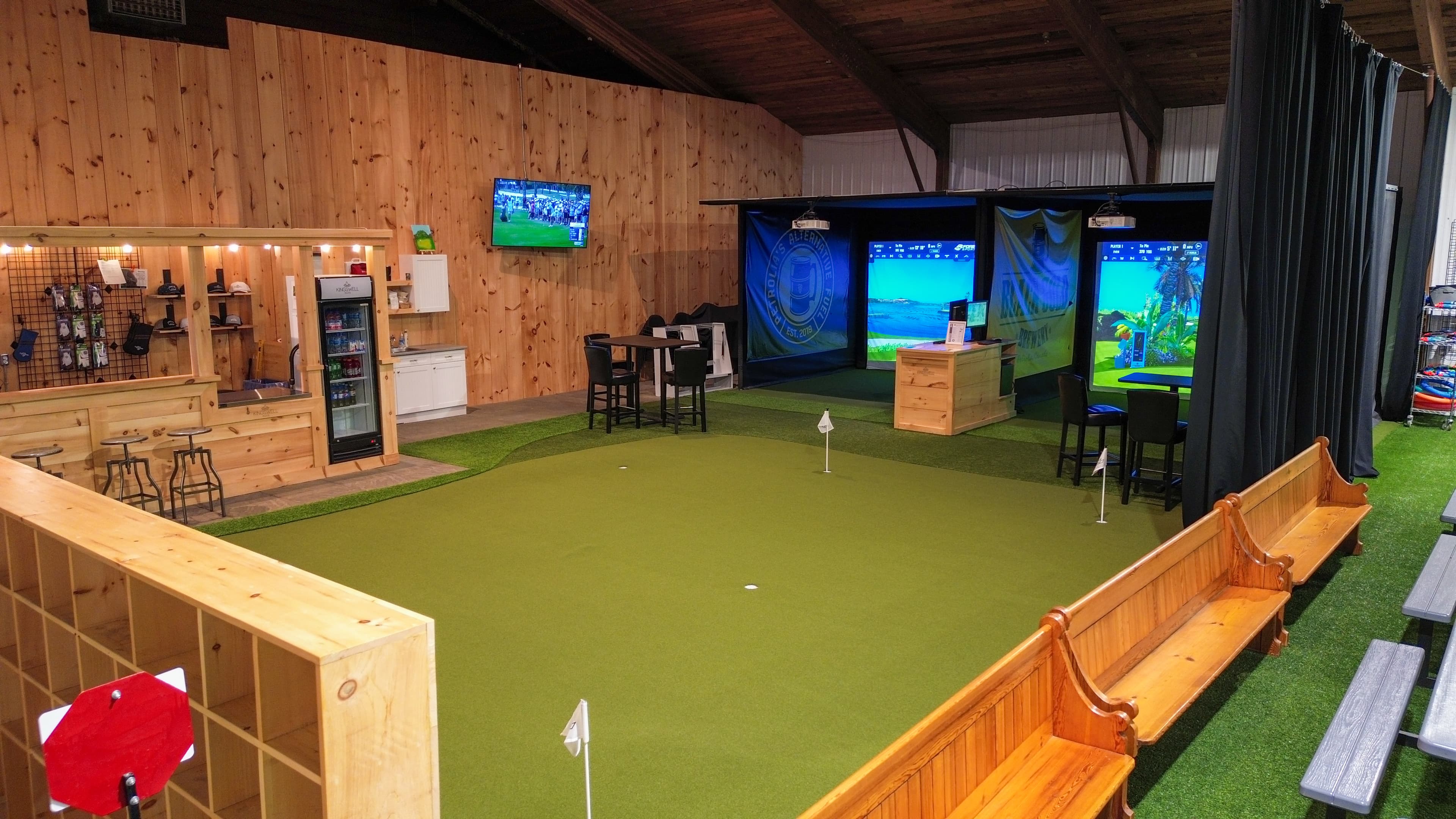 Bunkers Indoor Golf - Kingswell Glen - Image 3
