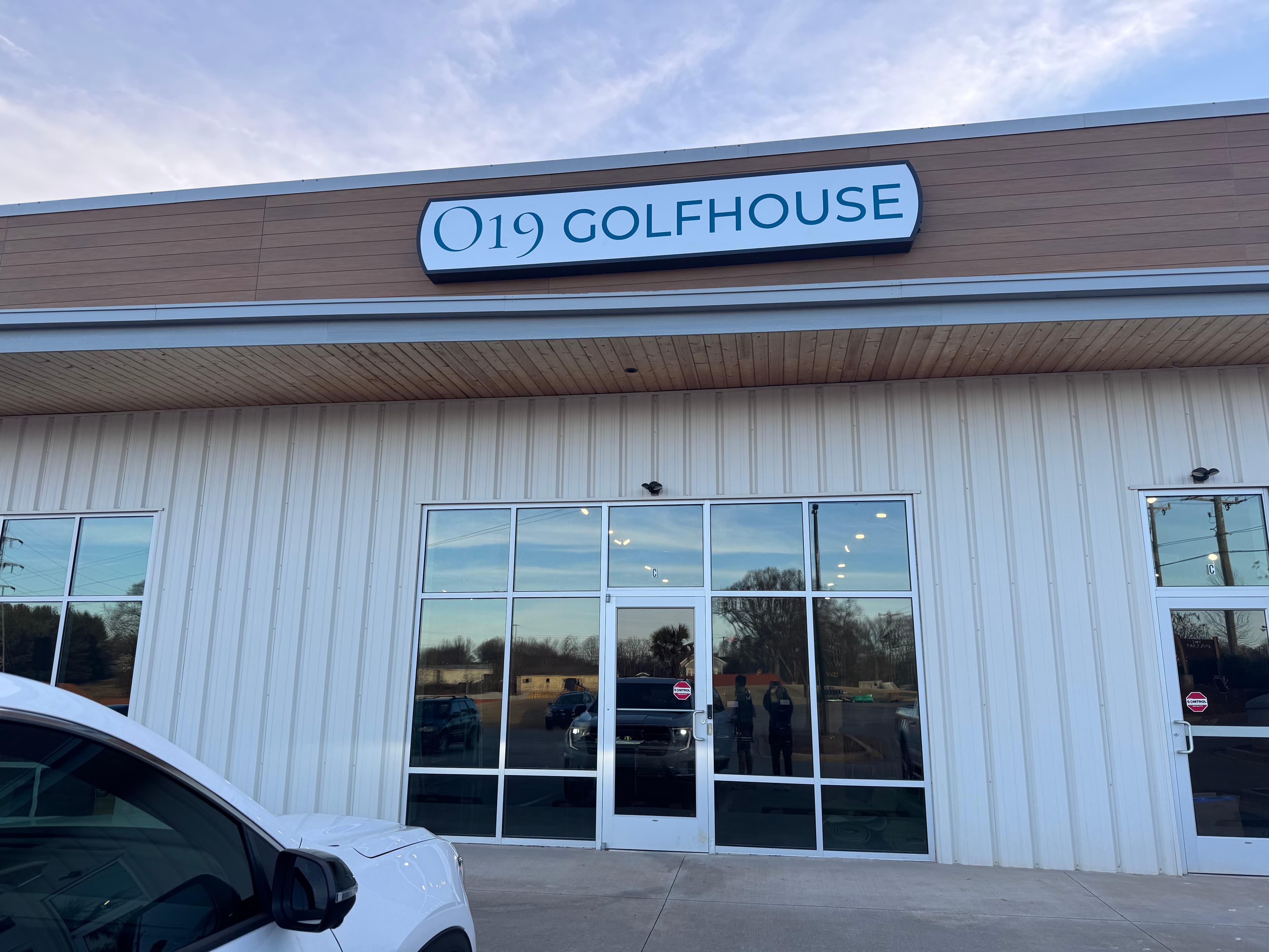 019 GolfHouse