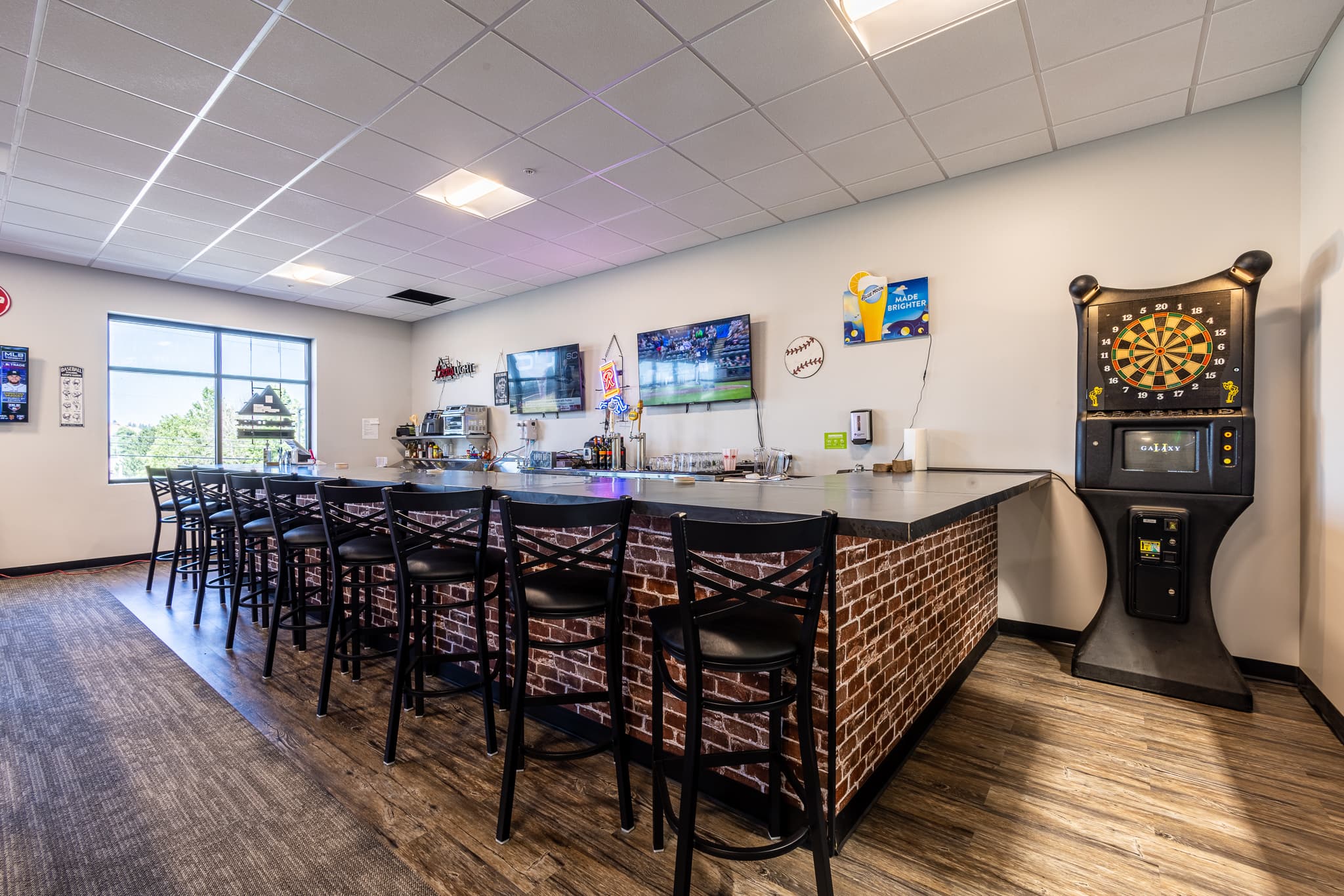 Hitters Golf Lounge - Image 8