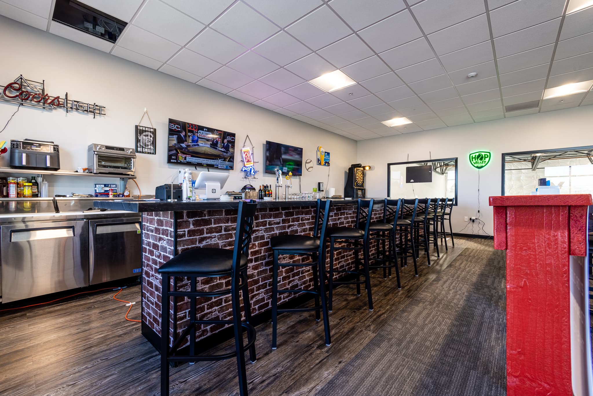 Hitters Golf Lounge - Image 2