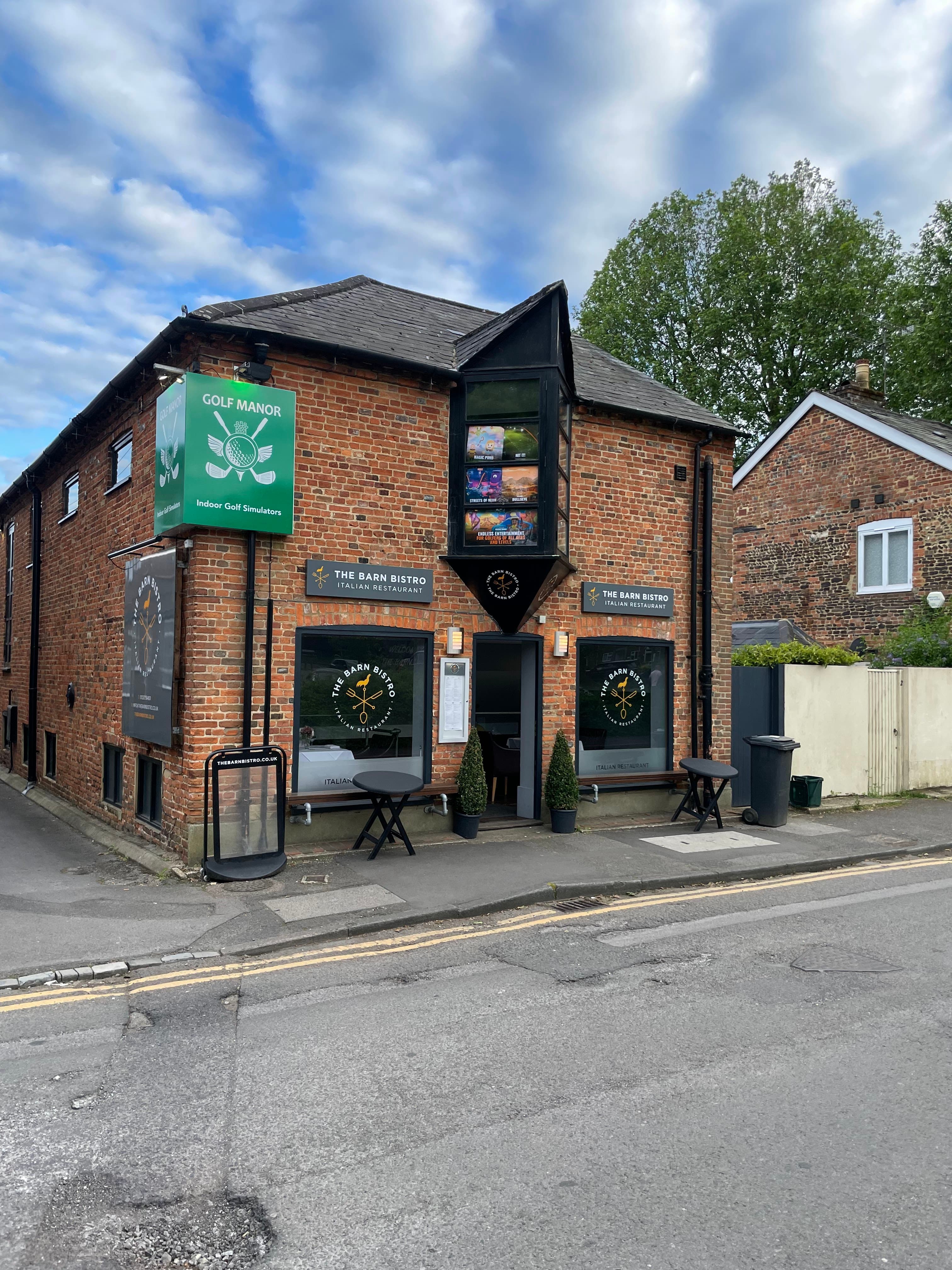 Golf Manor Club - Image 5