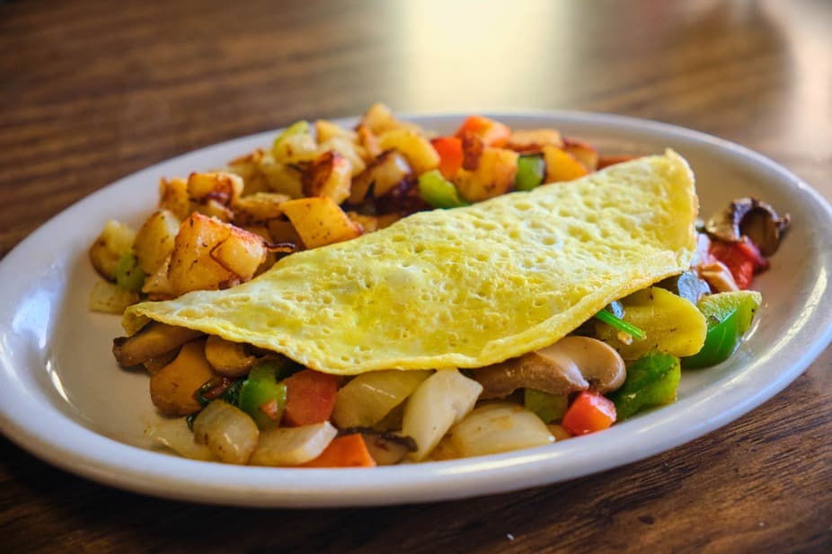 Tobeys 19th Hole Restaurant - Image 2