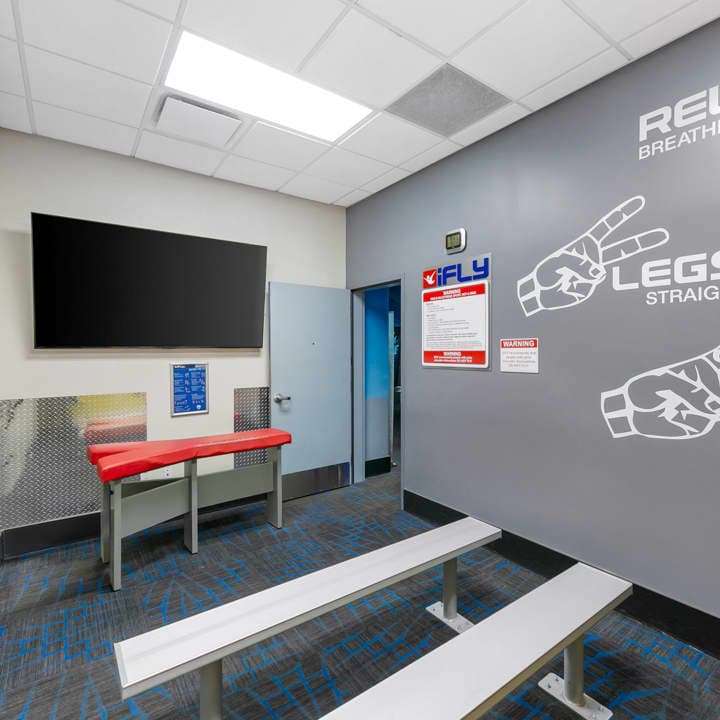 iFLY Indoor Skydiving - Sacramento - Image 9