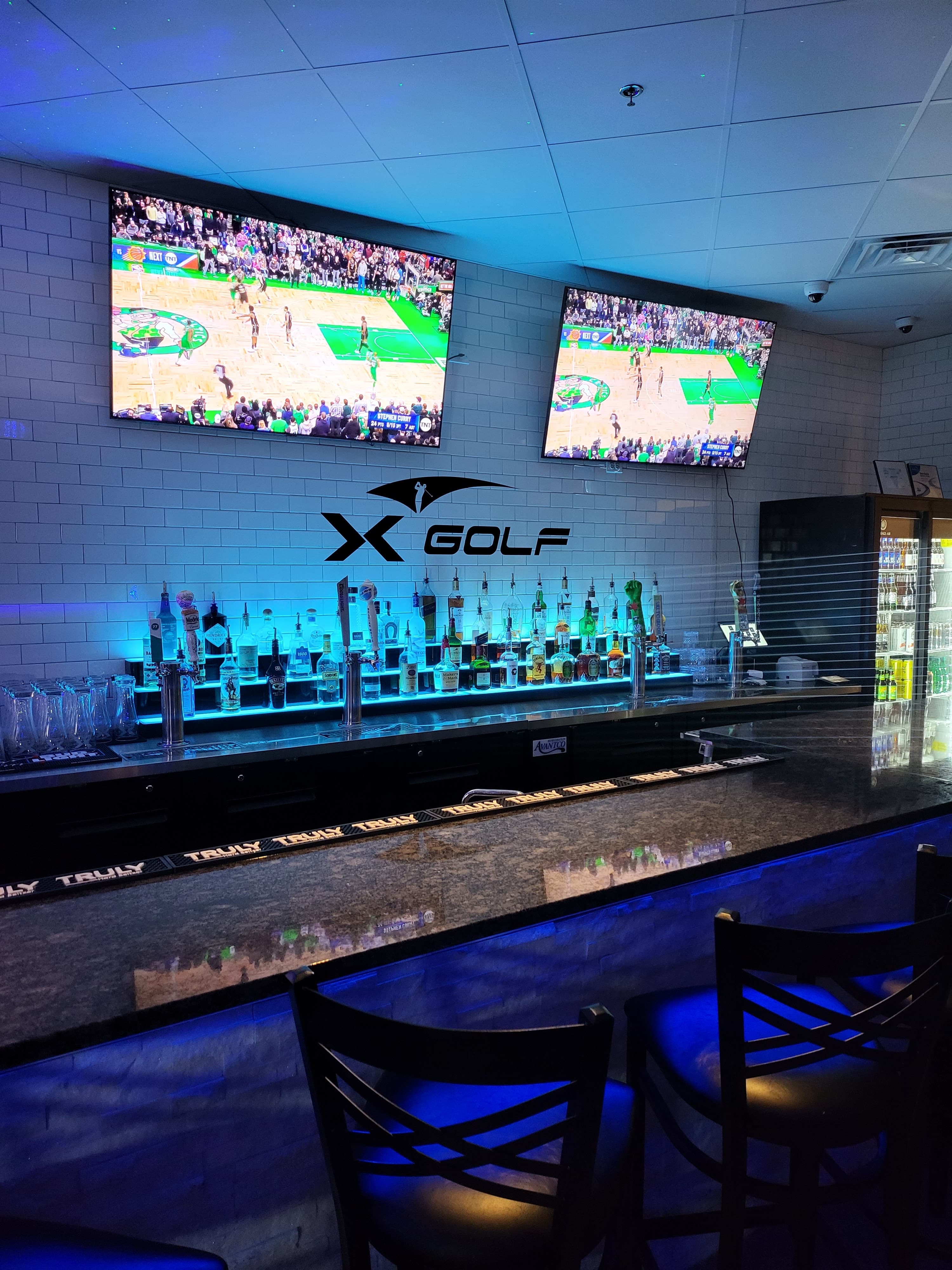 X-Golf Glenview - Image 9