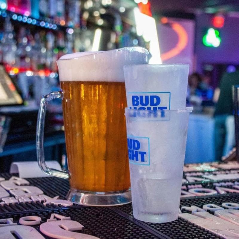 RIX Sports Bar - Image 10