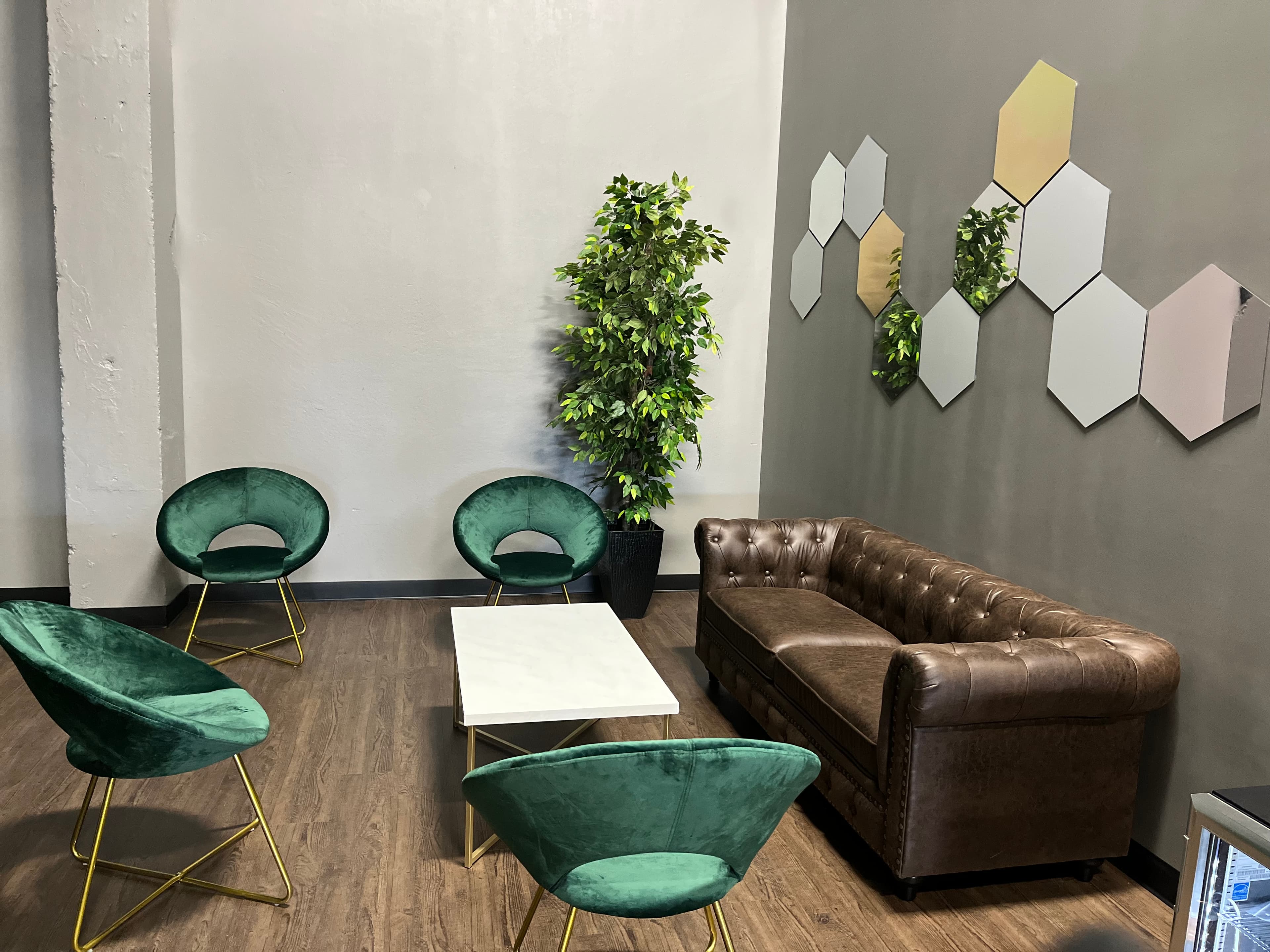 Back 9 Social - Image 9