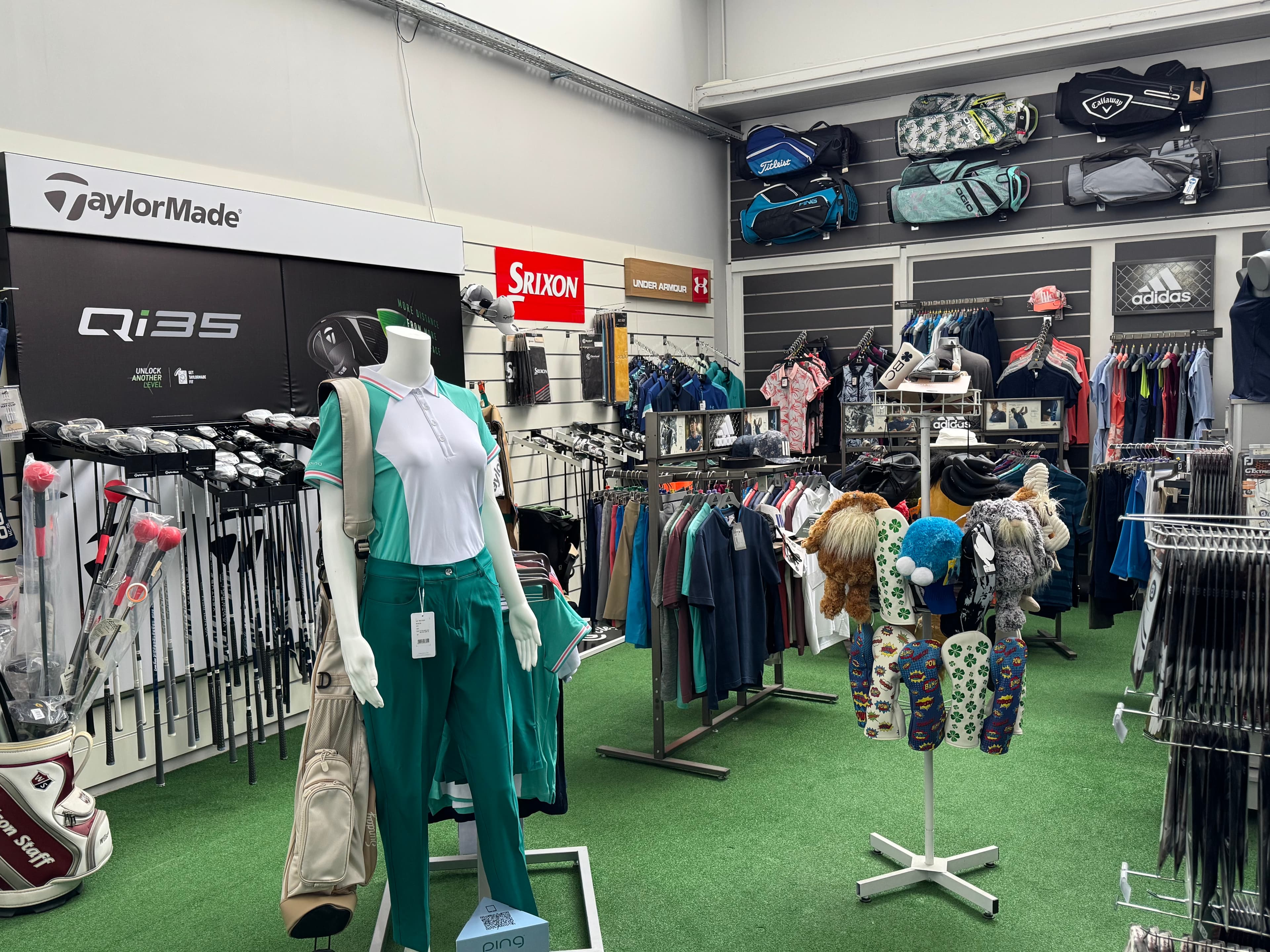 L'Indoor Golf - Image 8