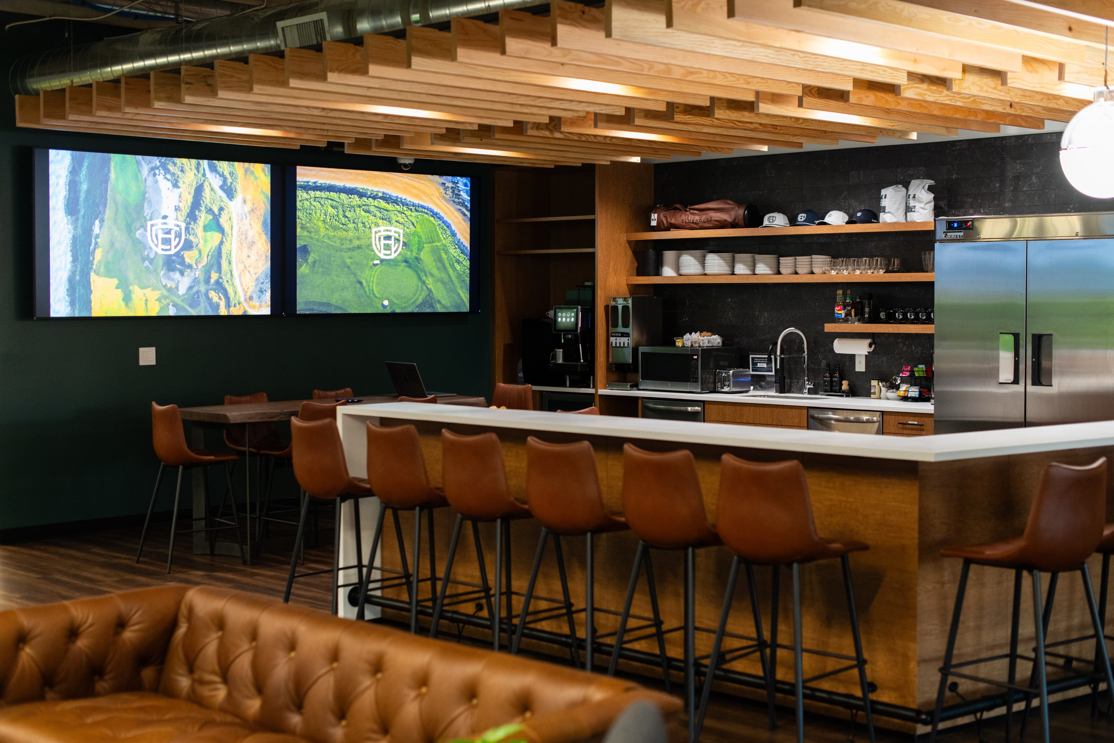 Clubhouse Work & Golf - Image 7