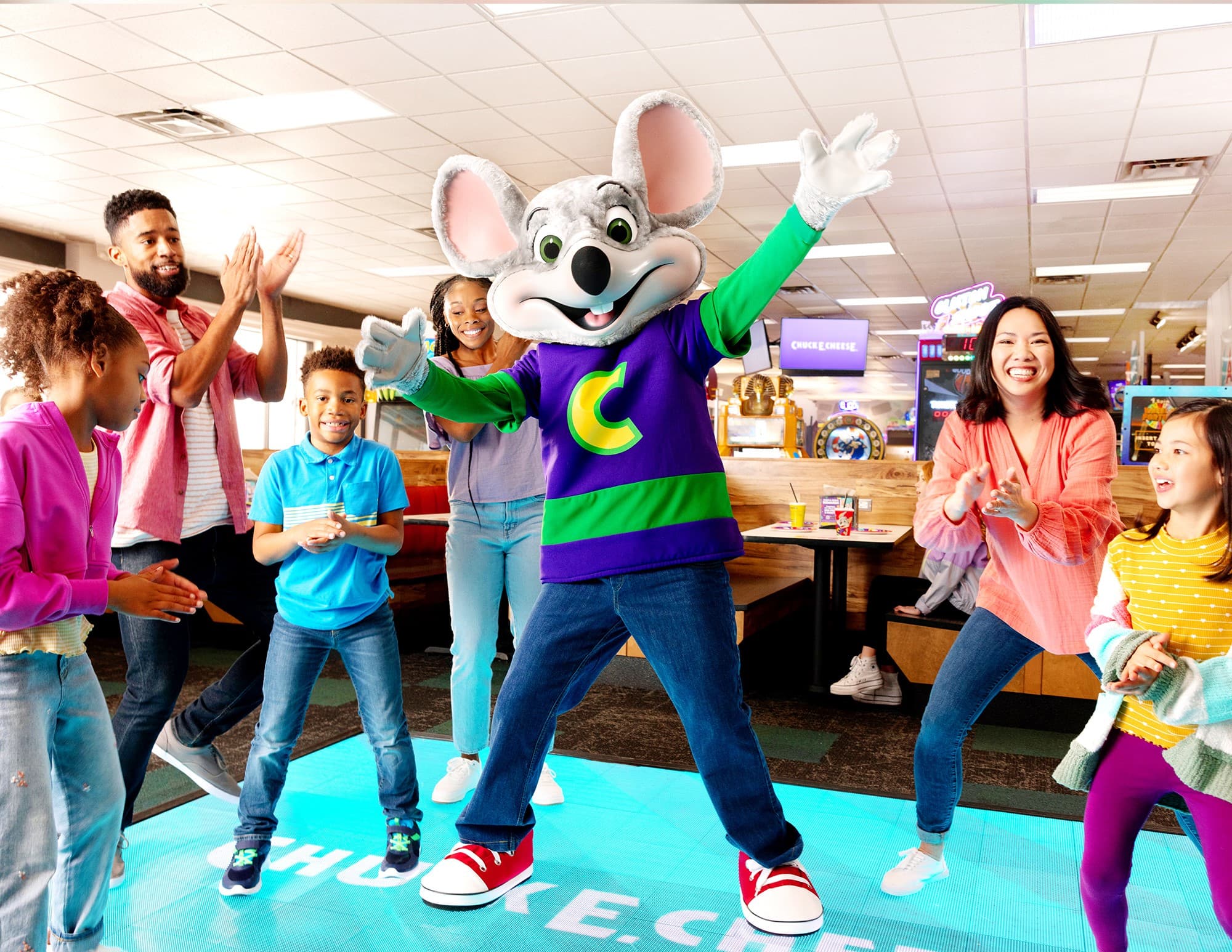 Chuck E. Cheese - Image 4