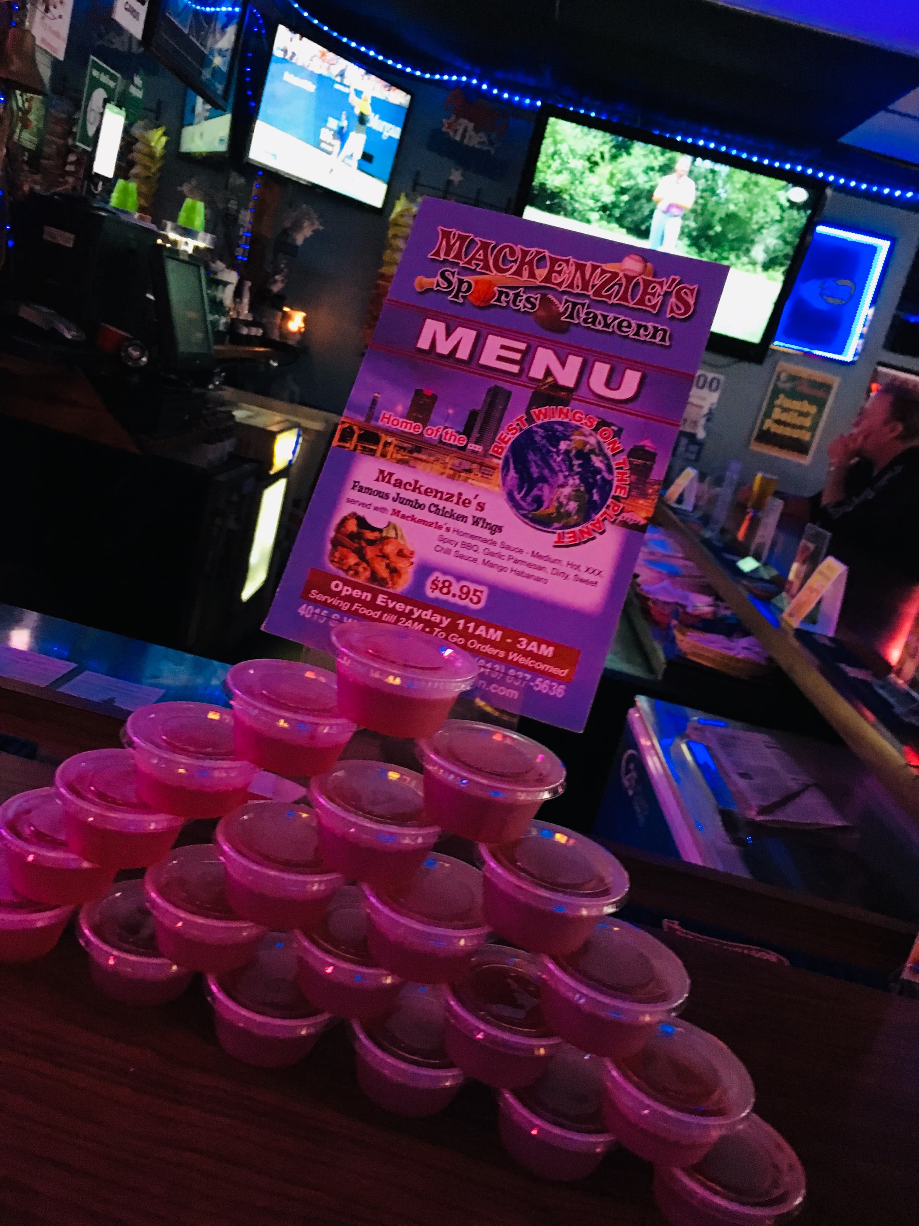 Mackenzies Sports Tavern - Image 2