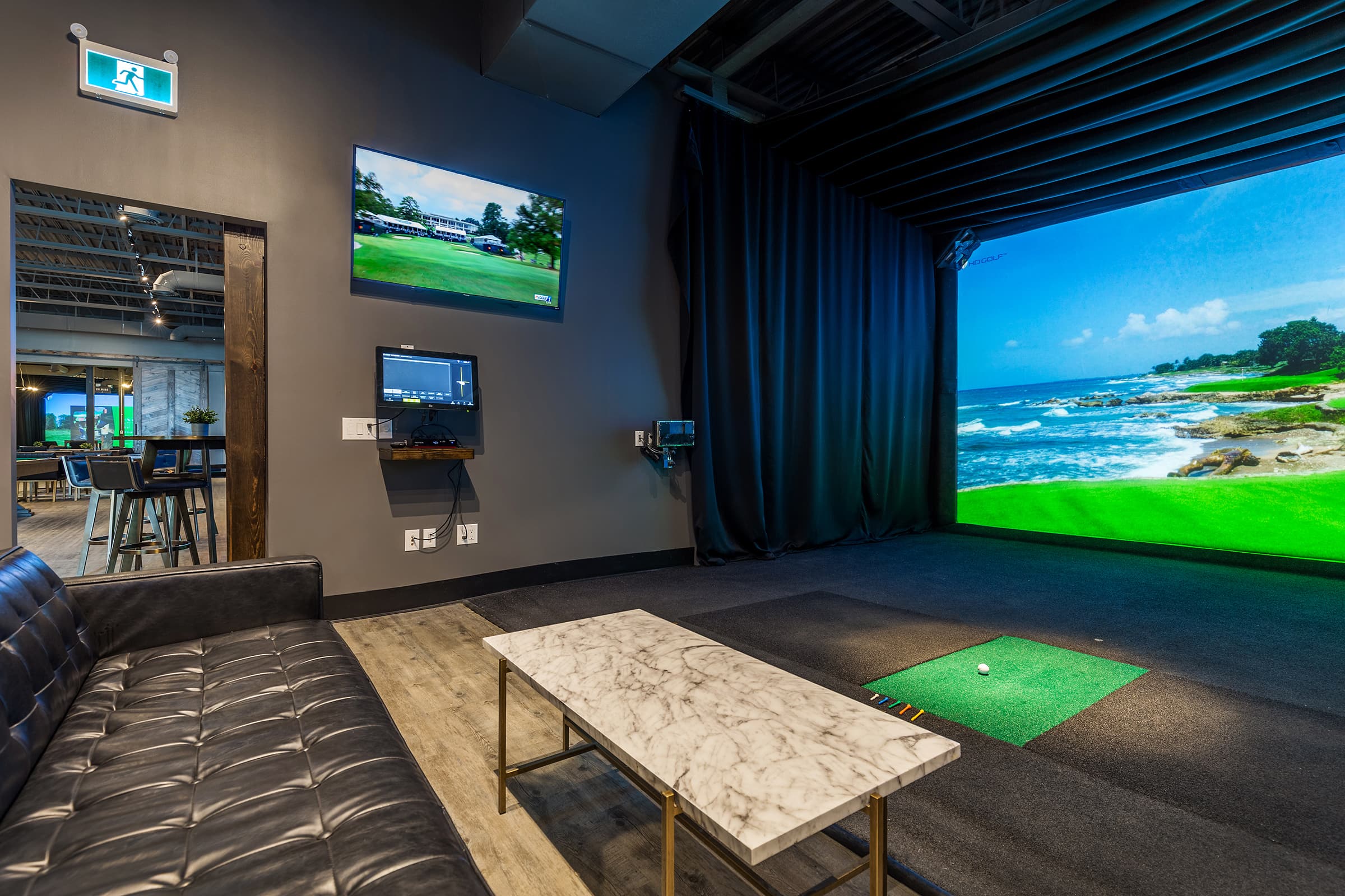 North Swing Golf Lounge - Image 4