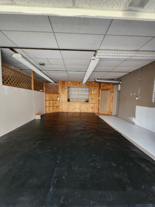 Fore Golf Lounge - Image 9