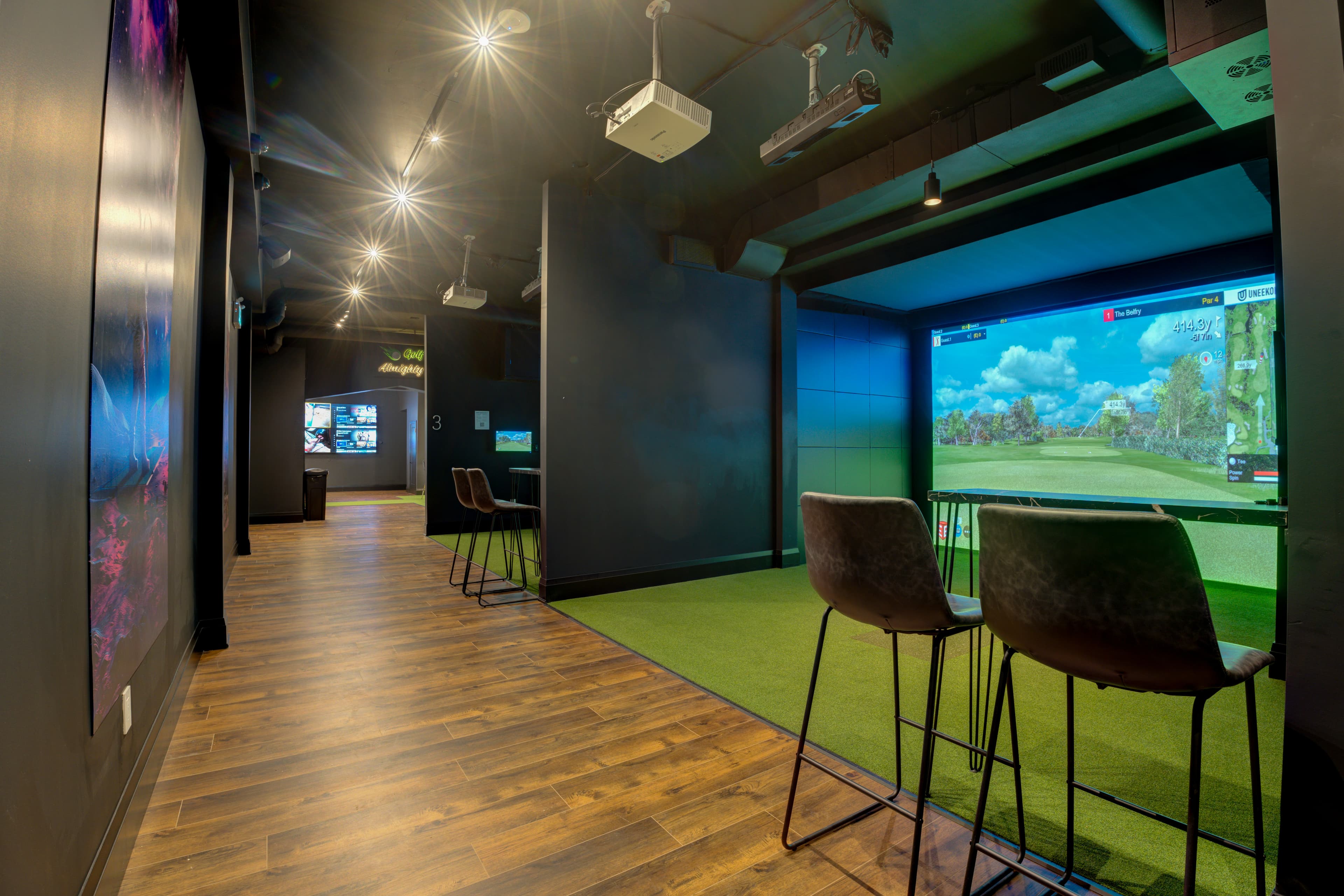 Golf Almighty Indoor Golf & Sports Bar - Image 3
