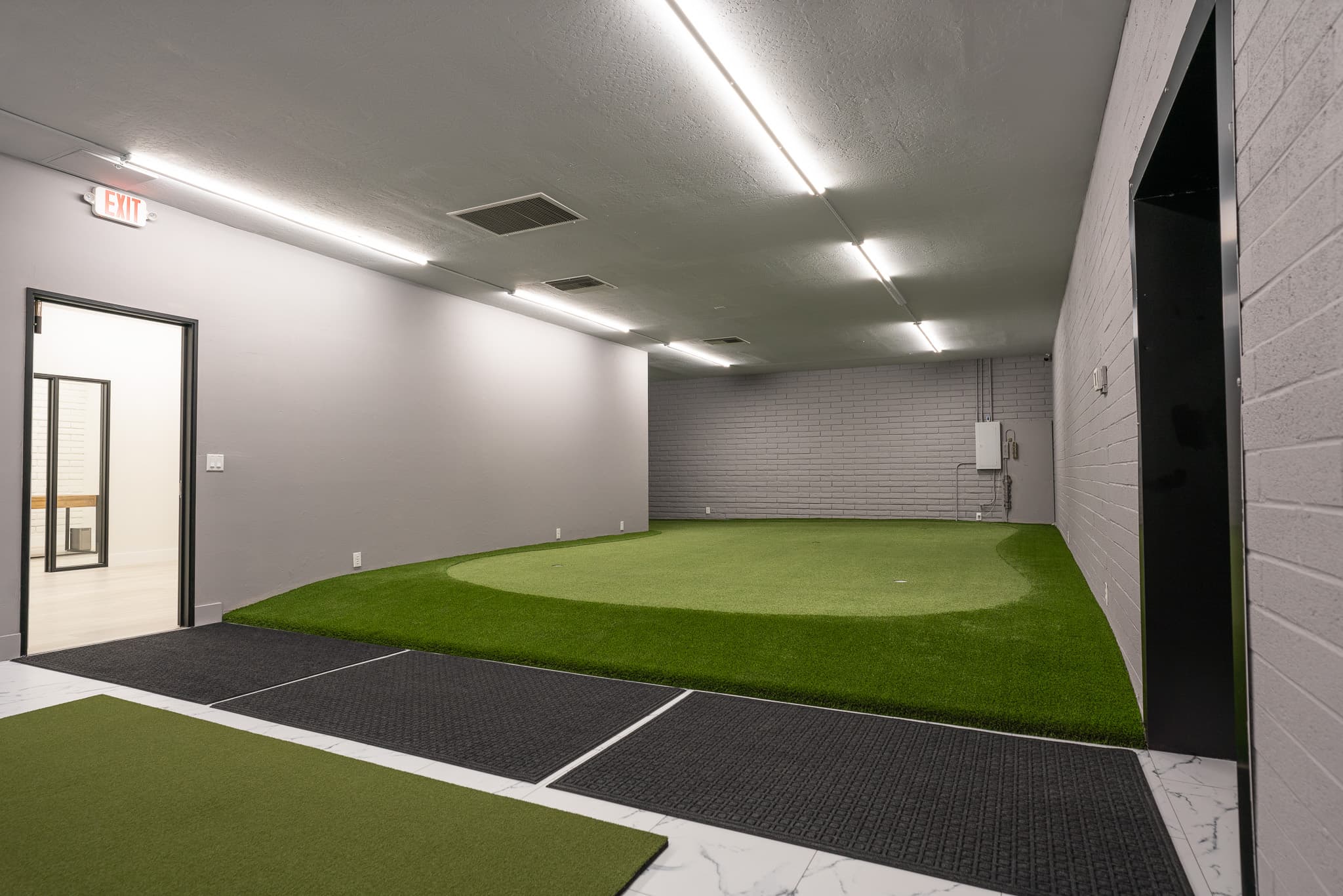 KYN Golf Club - Image 3