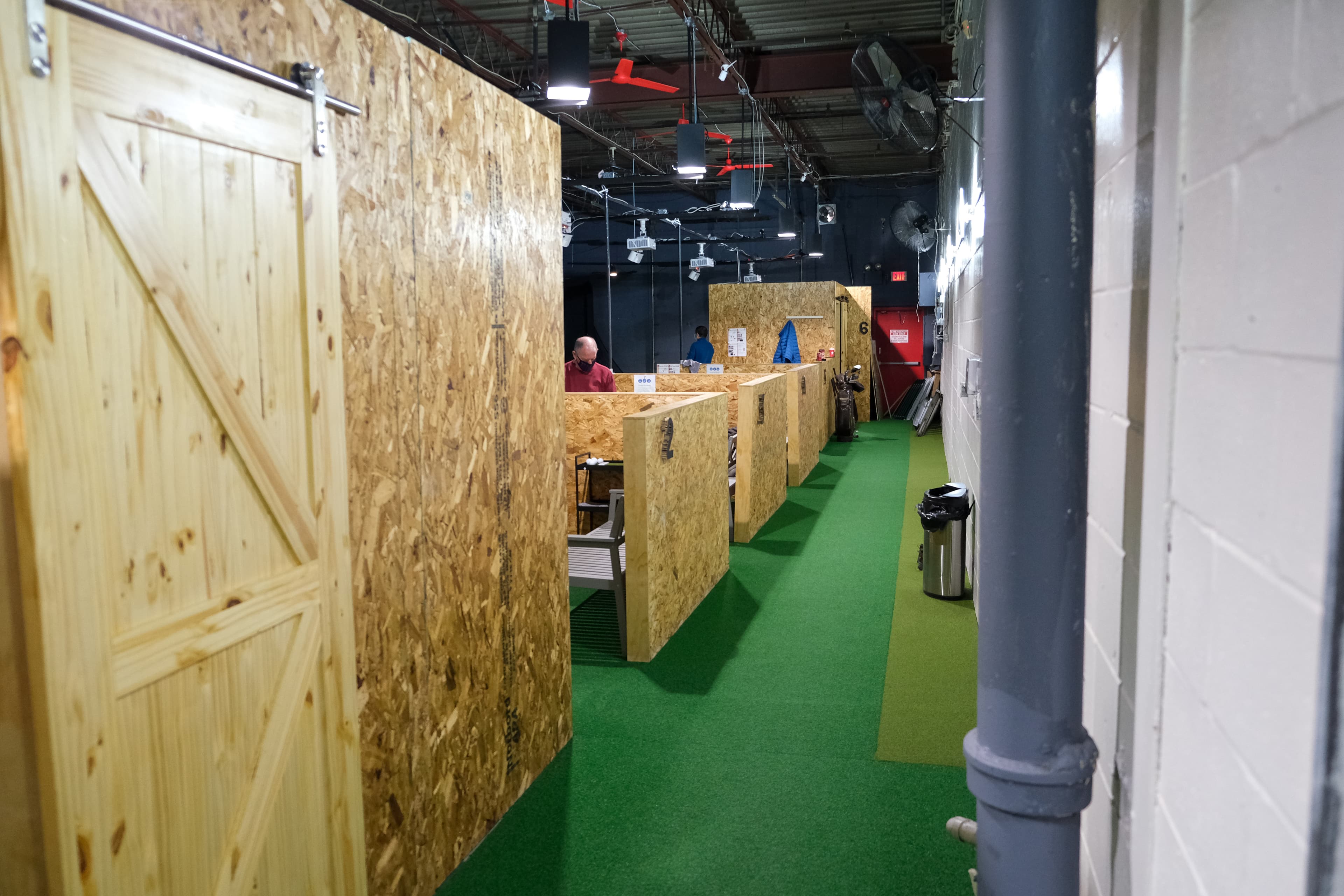TARGET Indoor Golf - Image 3