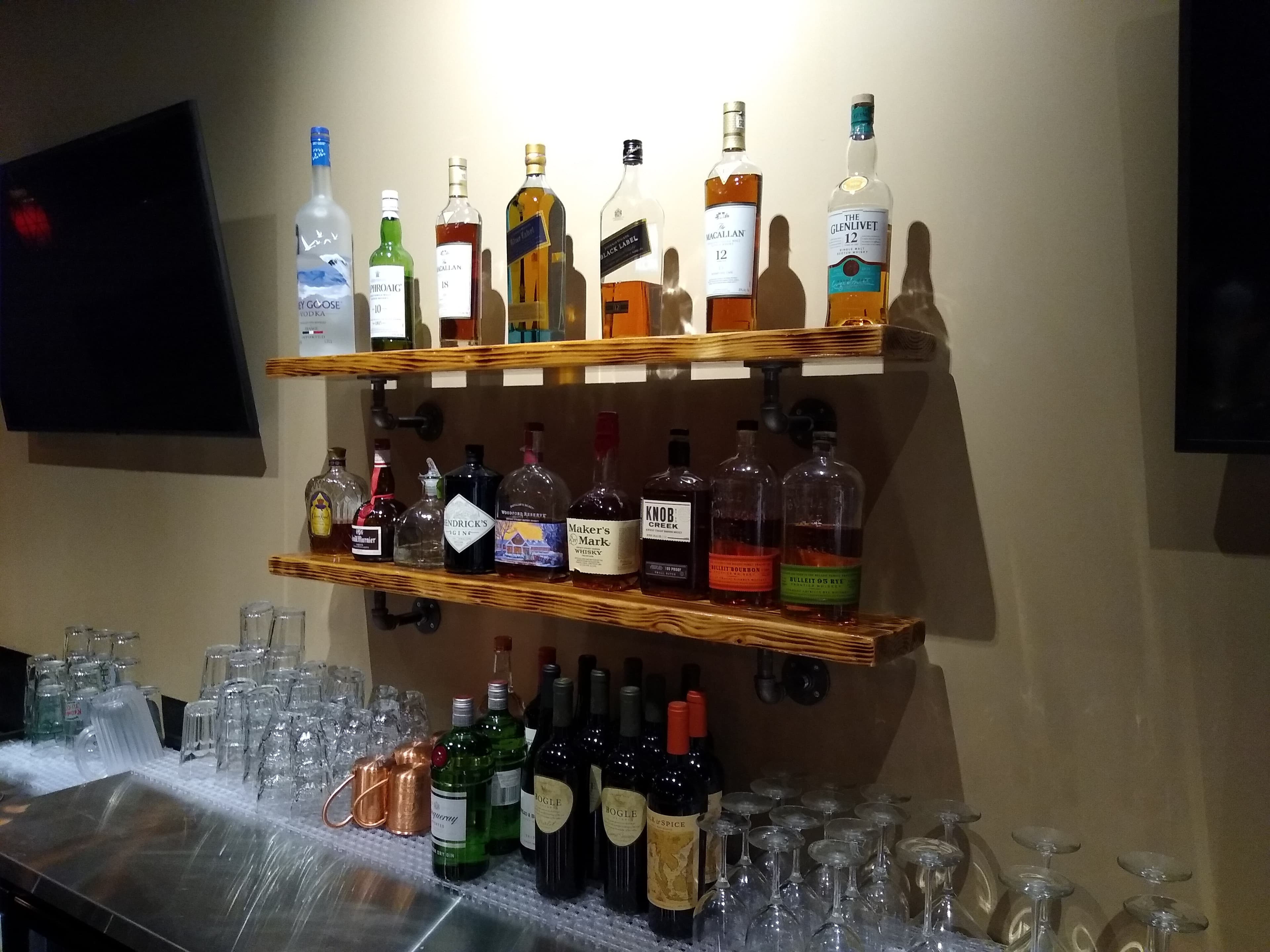 Ugly Putters Indoor Golf & Event Center - Image 9