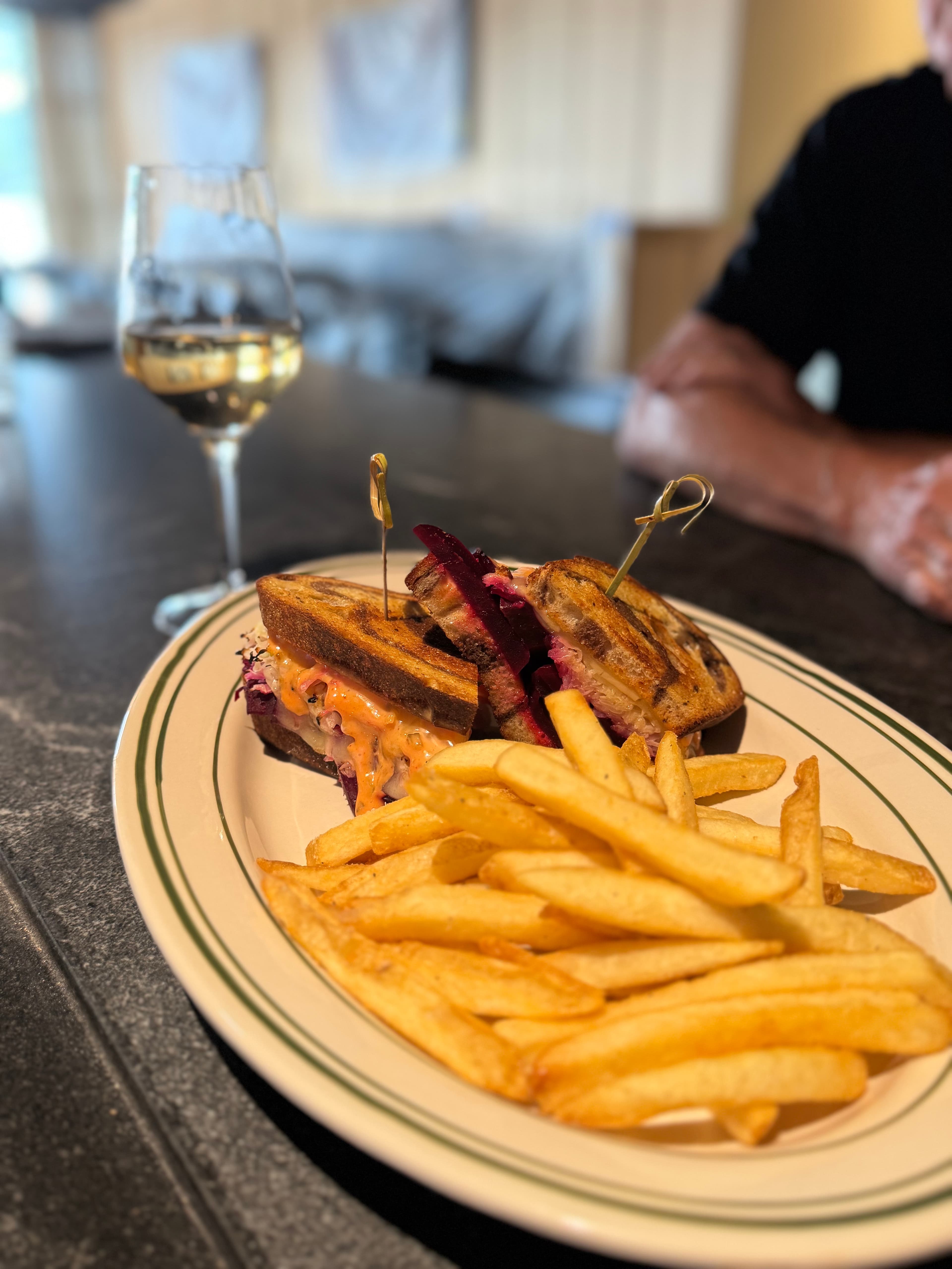 Birds Nest Bar & Grille and Golf at the Nest - Image 10