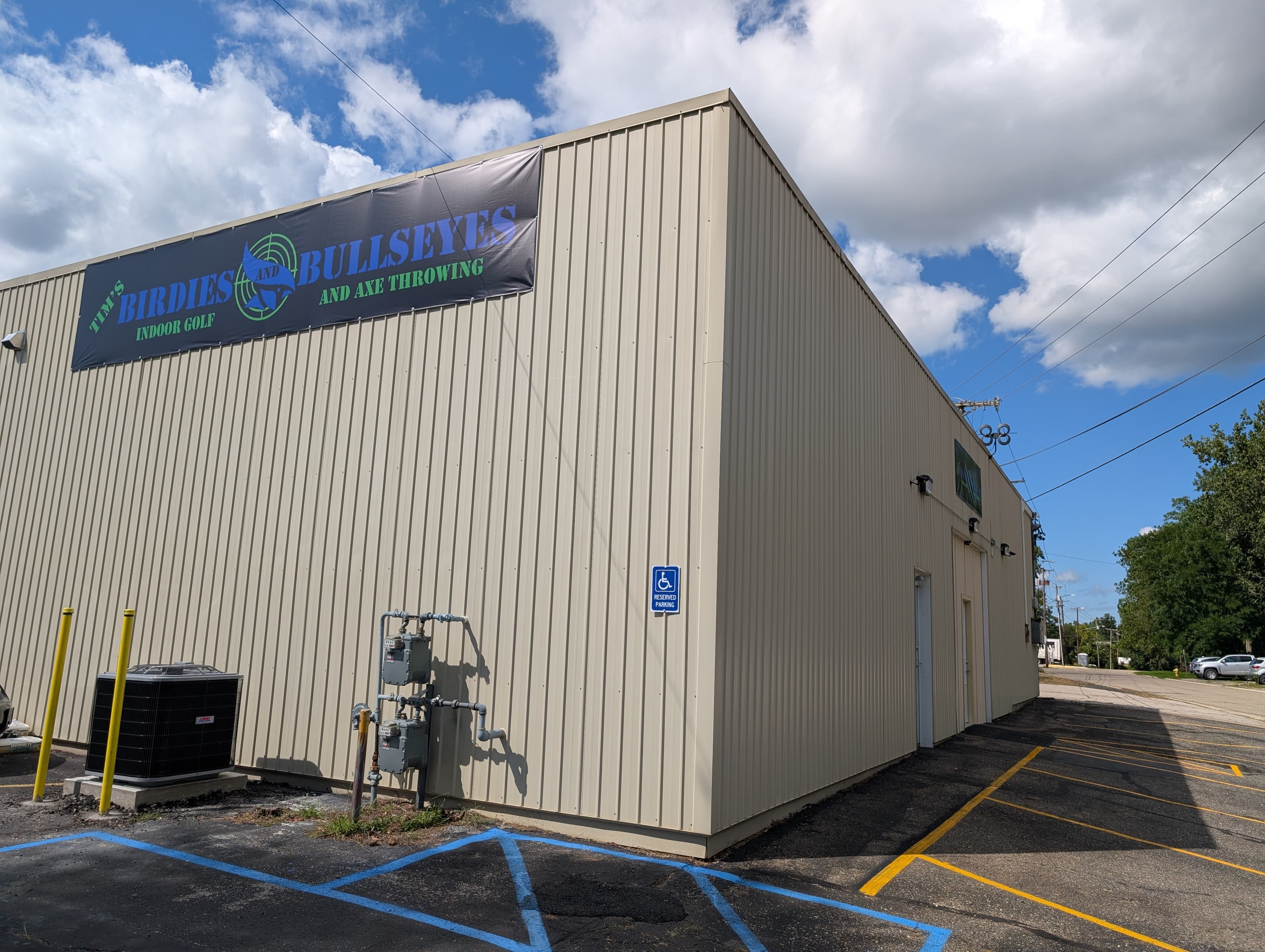 Tim's Birdies and Bullseye's Indoor Golf - Image 2