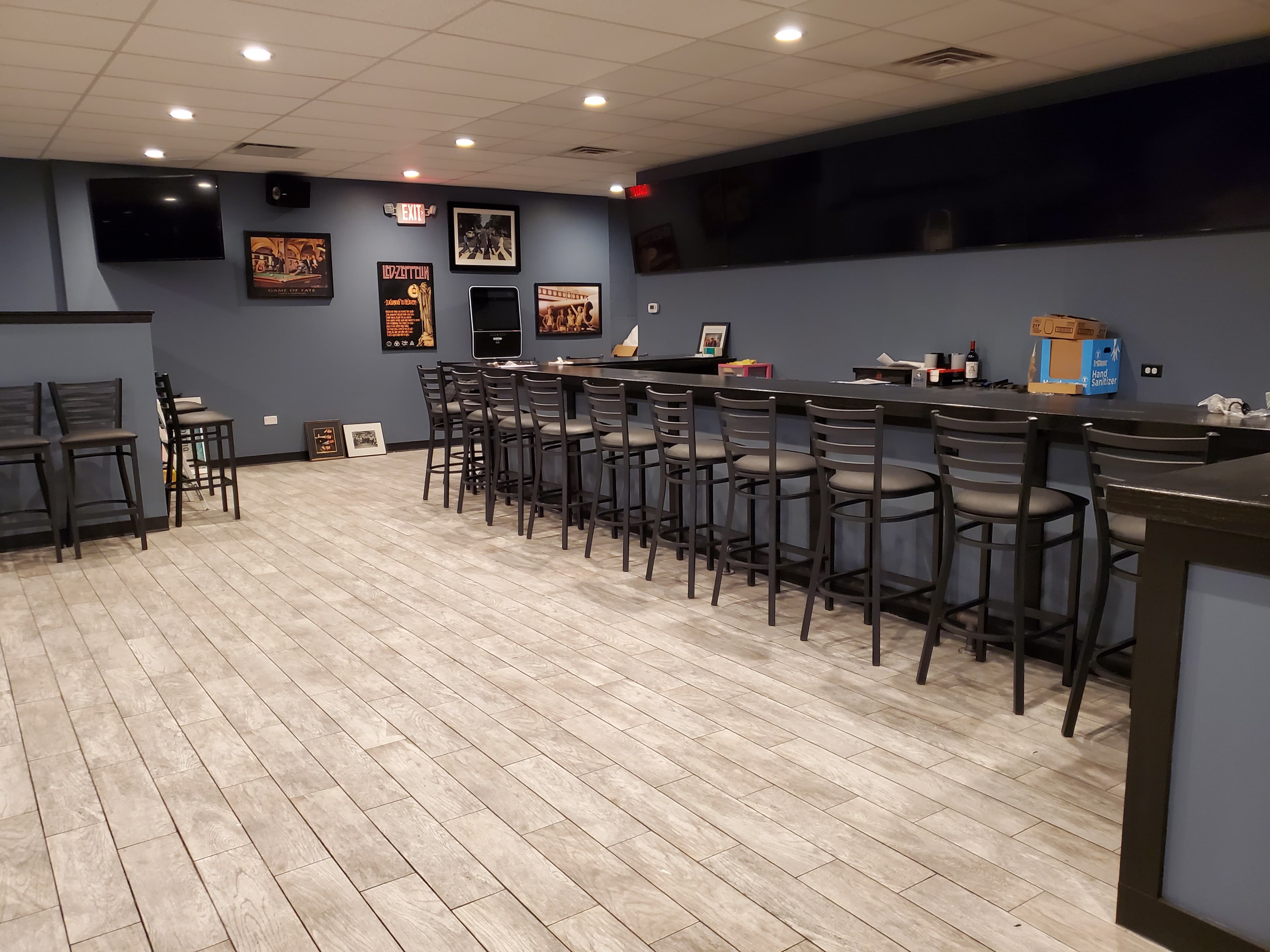 Sam's Bar & Gaming (+Golf) - Image 1