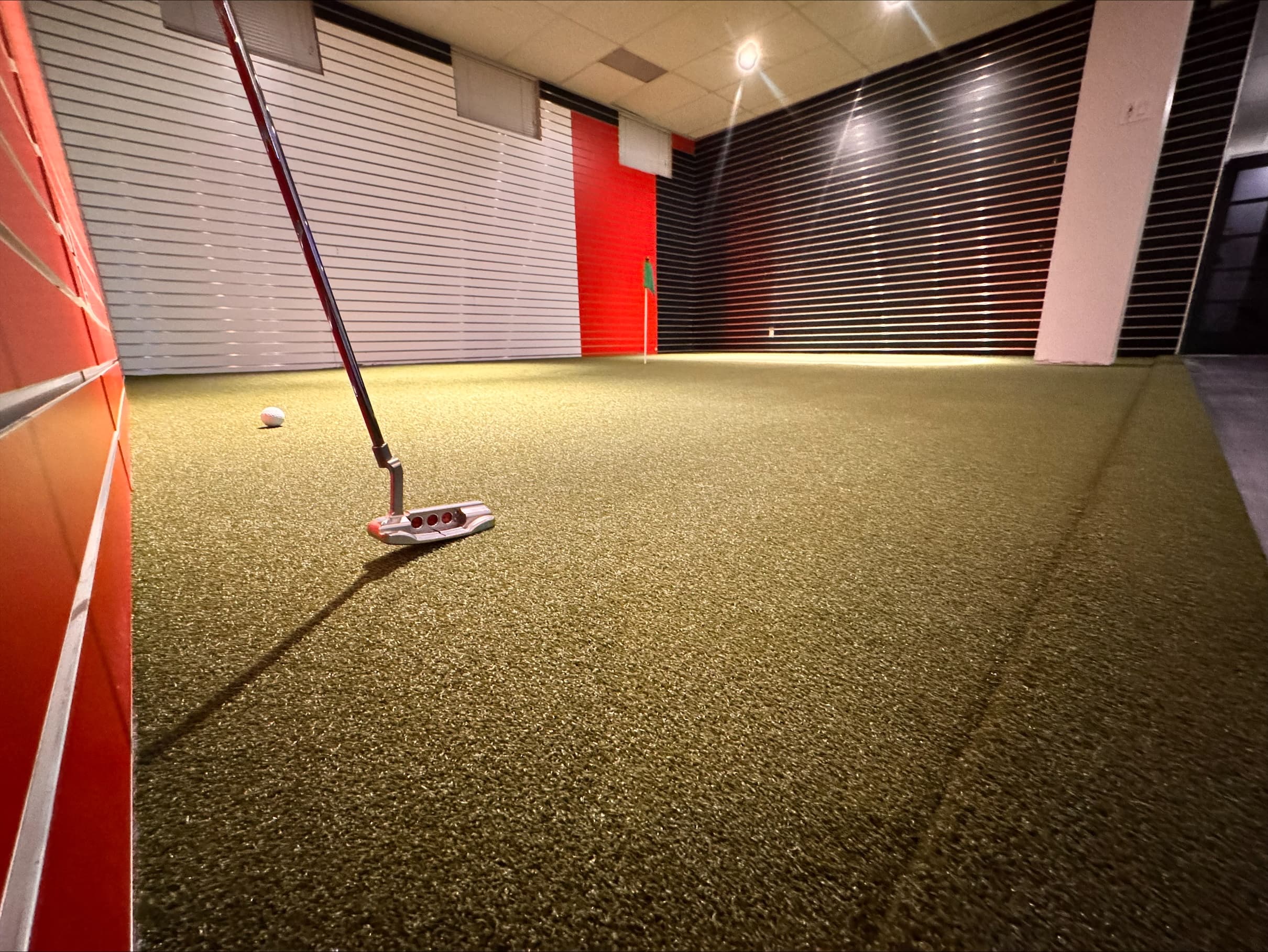 Pro Swing & Lounge - Image 3