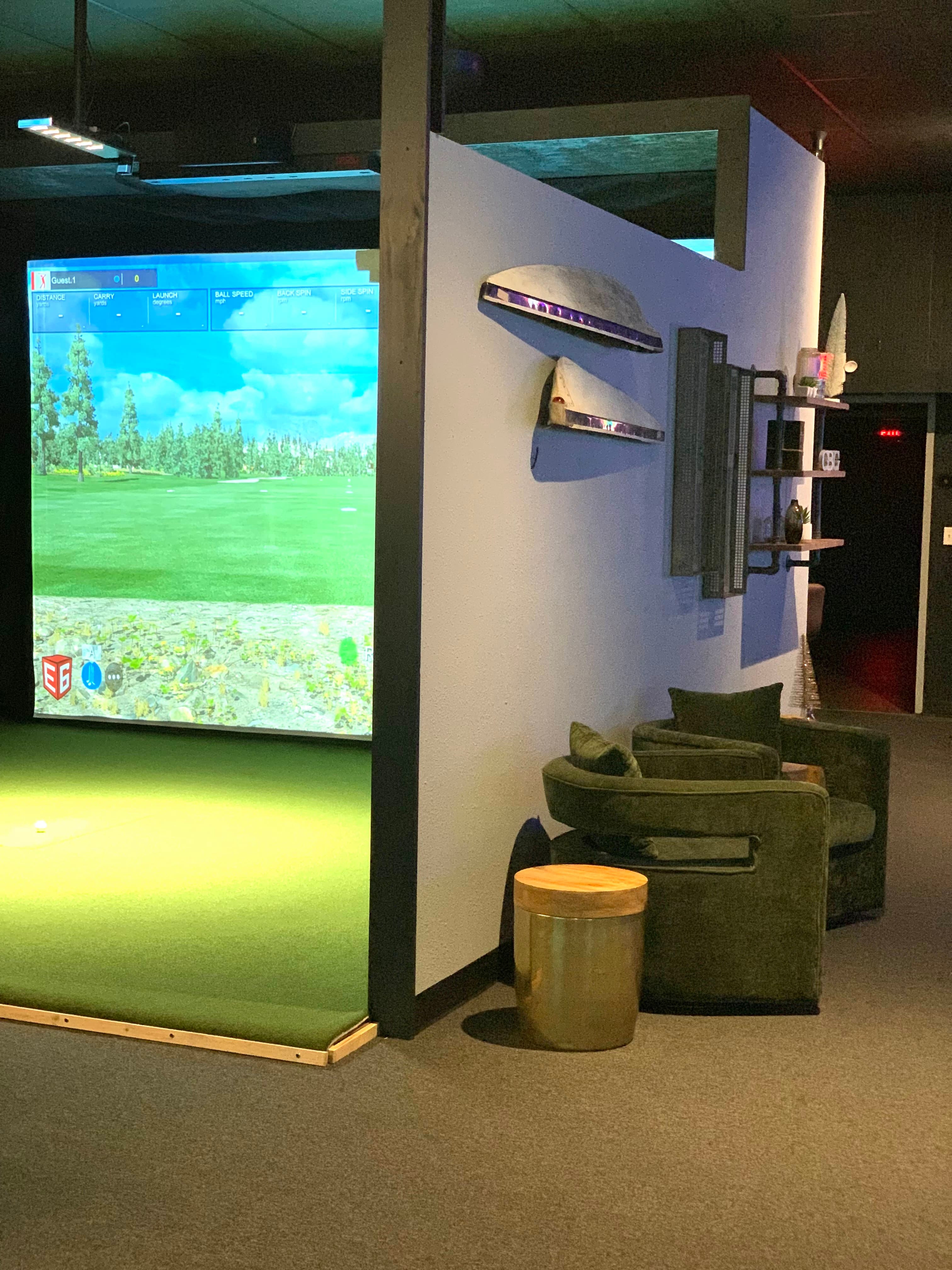 Green Bay Indoor Golf - Image 8