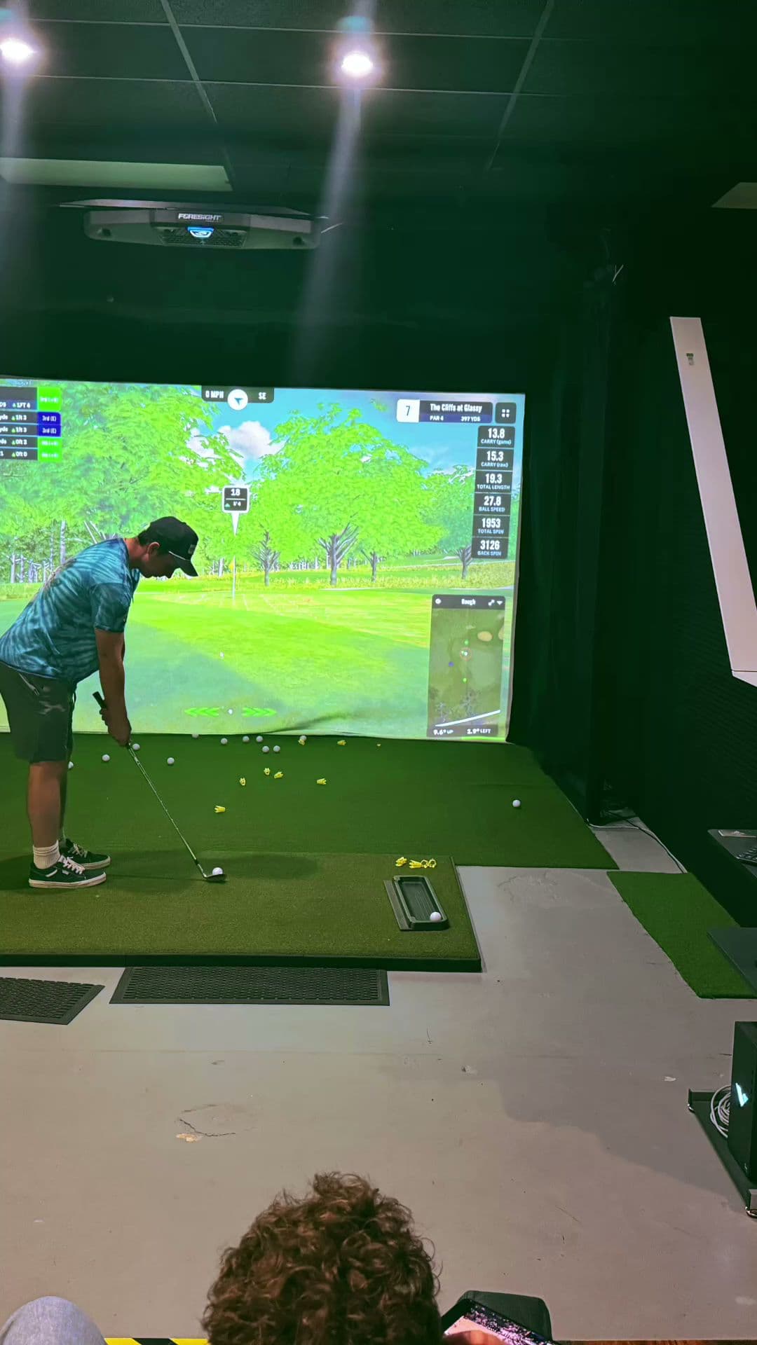 Golf garage Please click on website to book Times NOT BOOK NOW !!! 3 bays open, Pool, Darts and BEER and WINE - Image 8