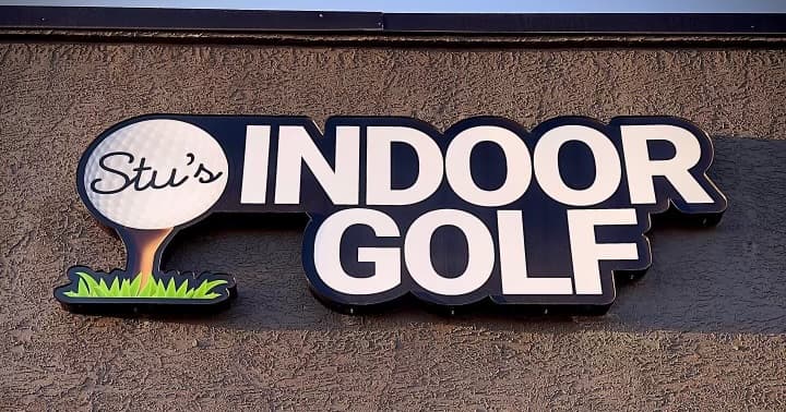 Stu's Indoor Golf - Image 2