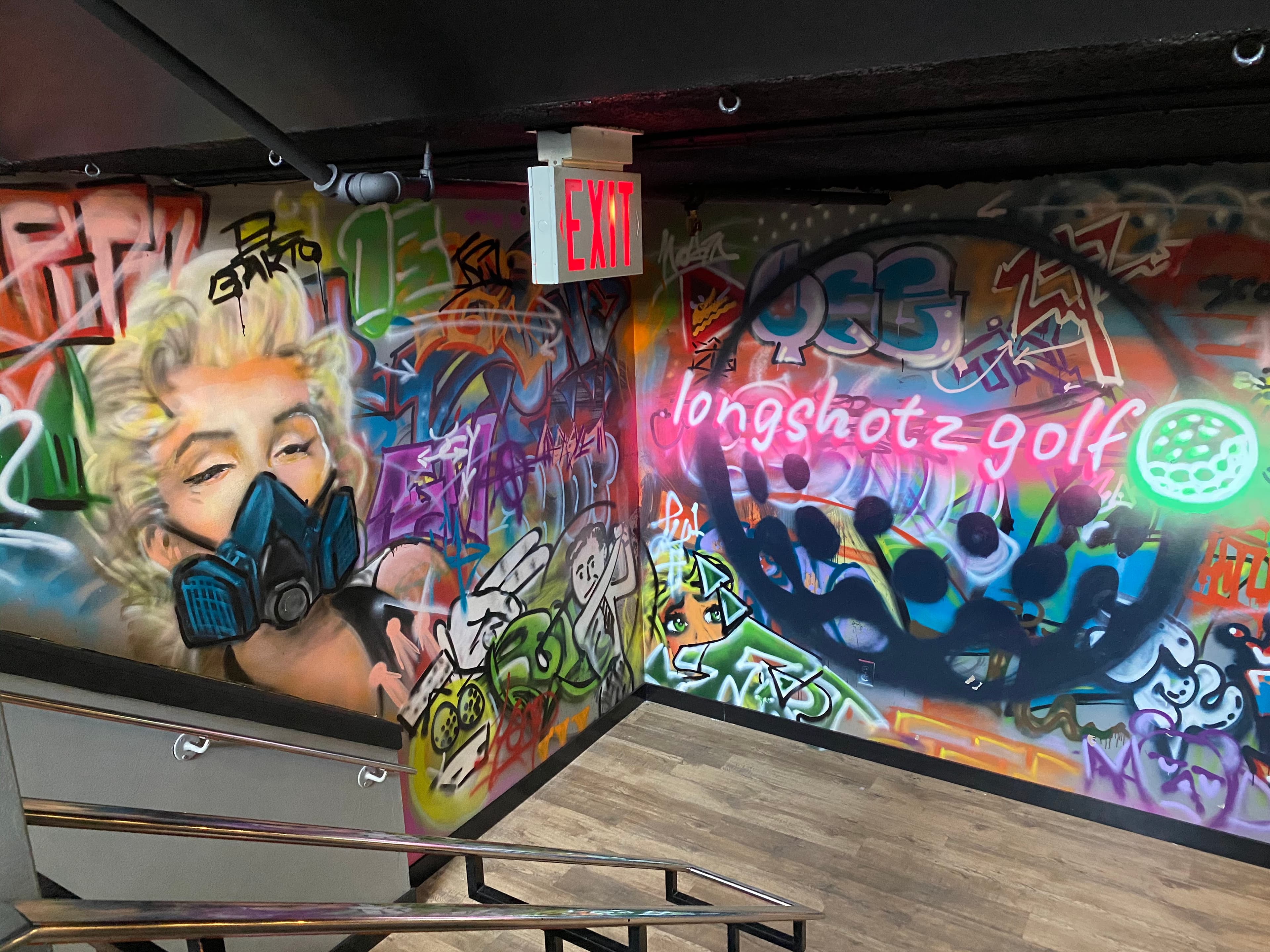 Longshotz Golf (Edmonton) - Image 9