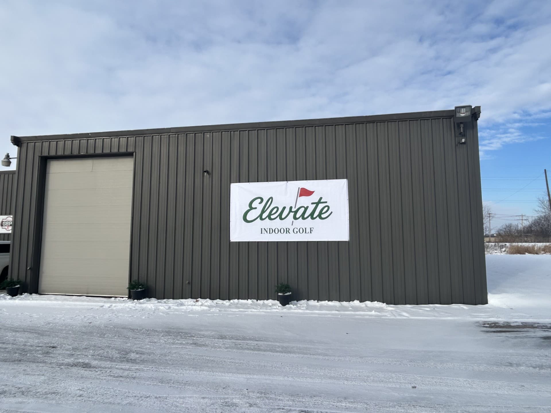 Elevate Indoor Golf - Image 4