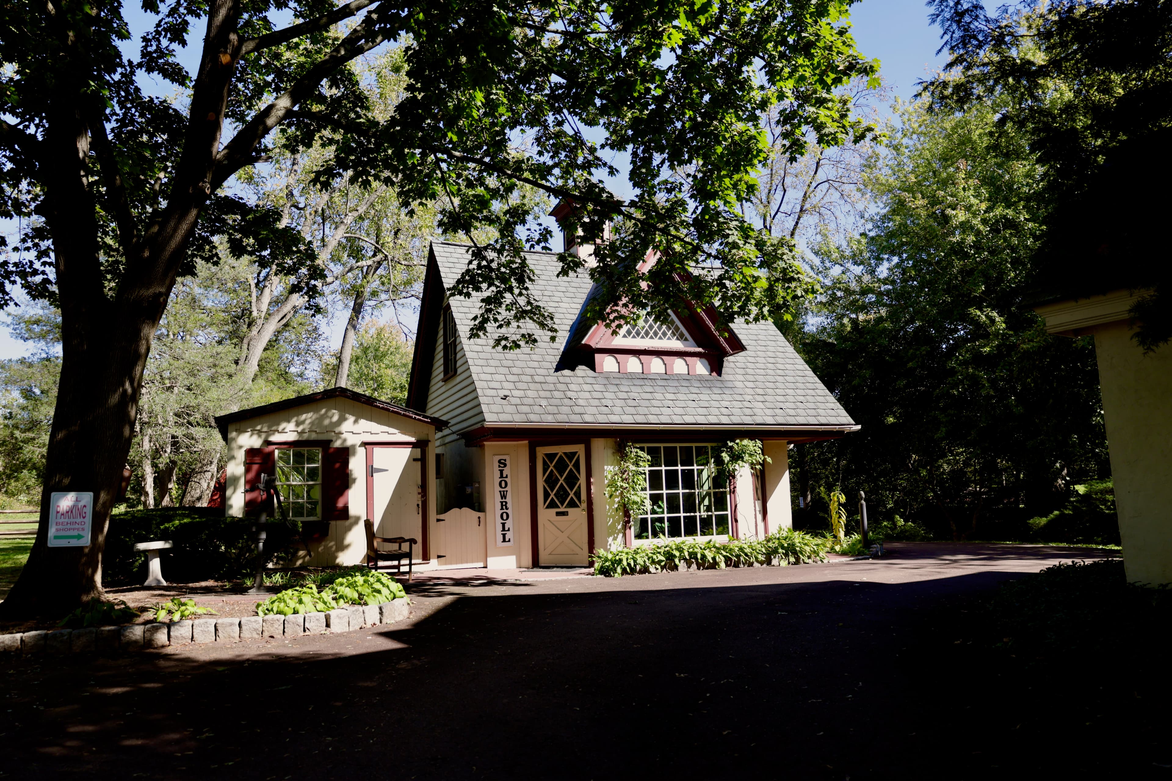 Slowroll Golf & Social - Image 5