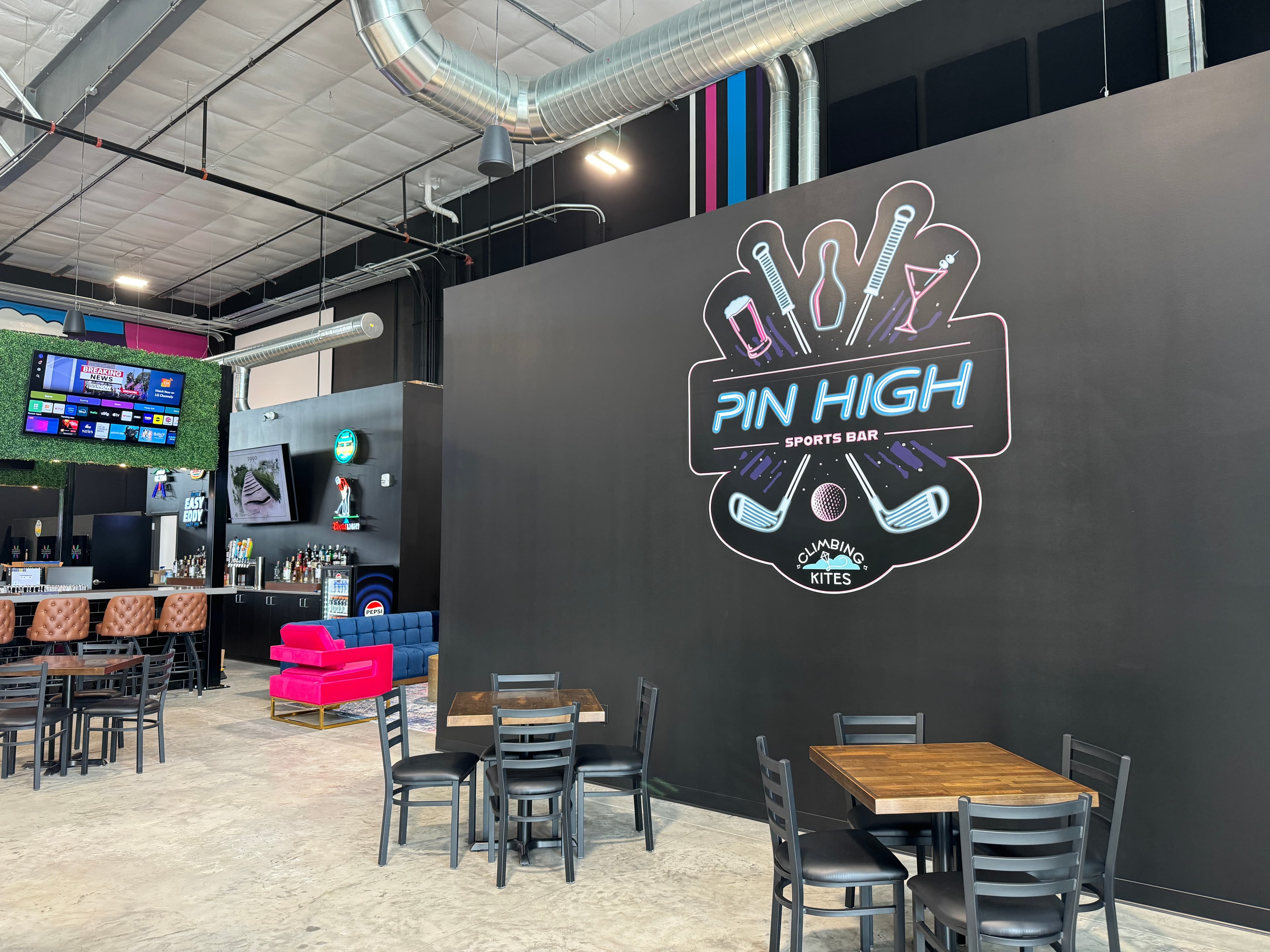 Pin High Sports Bar - Image 5