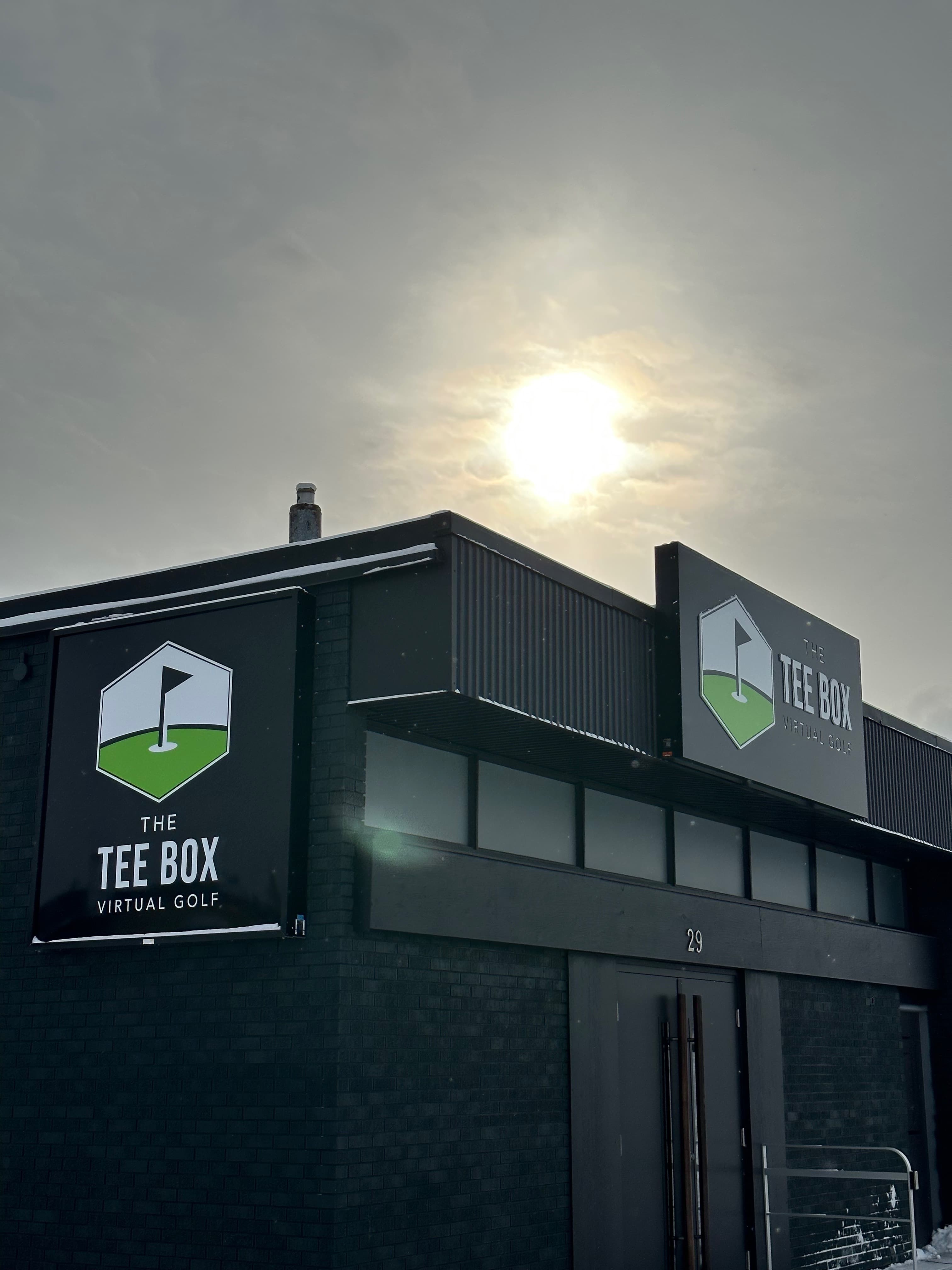 The Tee Box Virtual Golf - Image 2