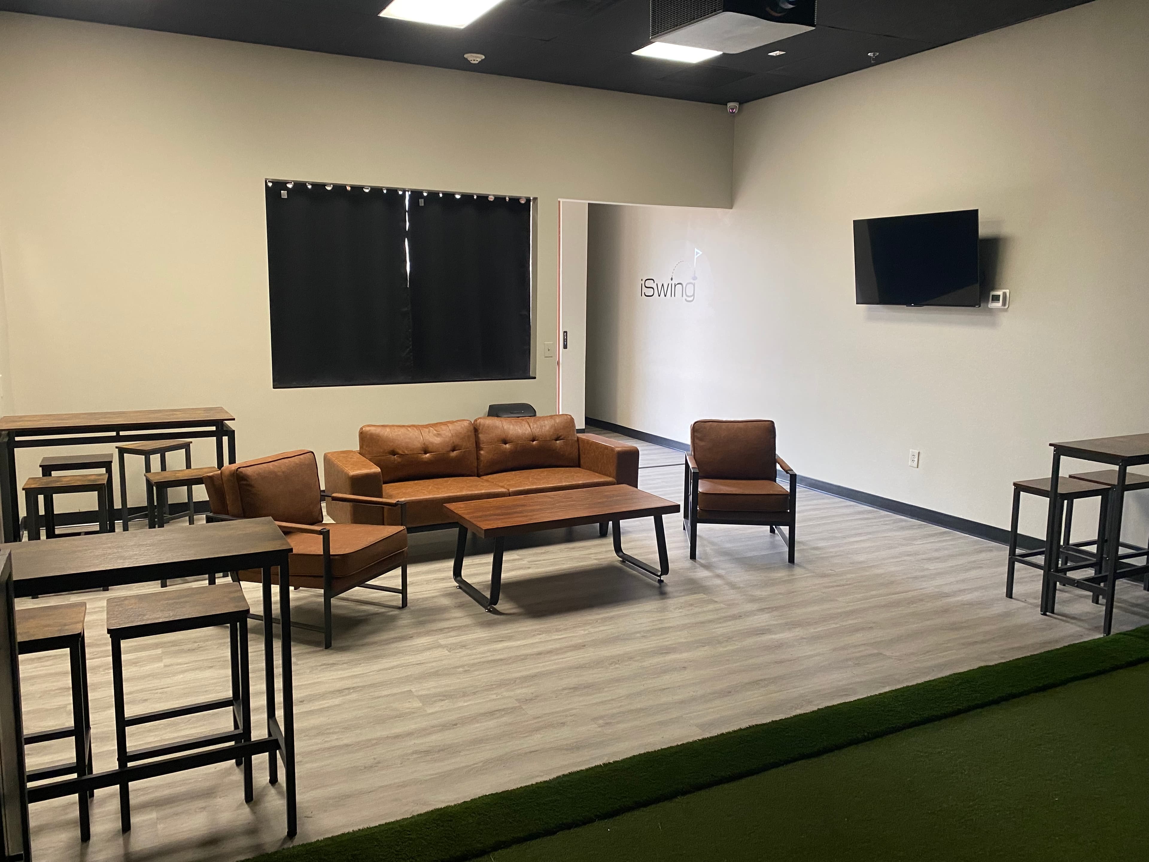 iSwing Indoor Golf - Image 8